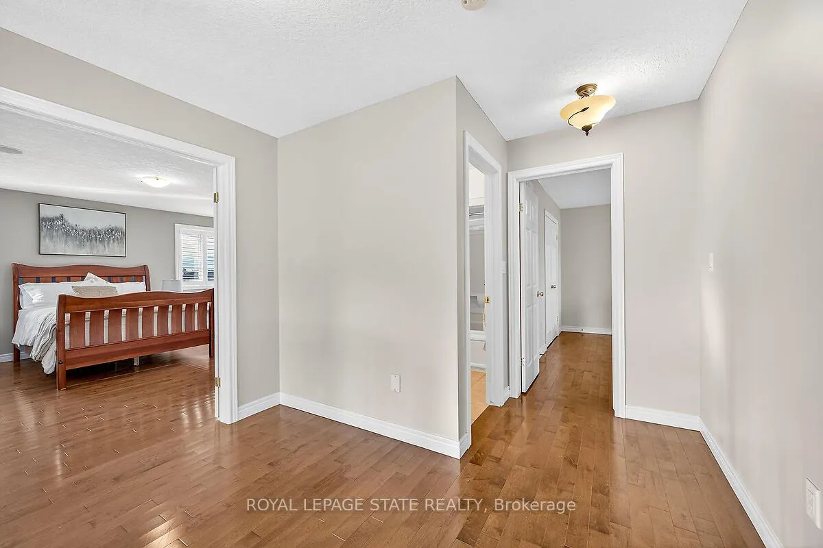 Photo 38 of 3 Sasha Court, Hamilton, Stoney Creek — HOMEH