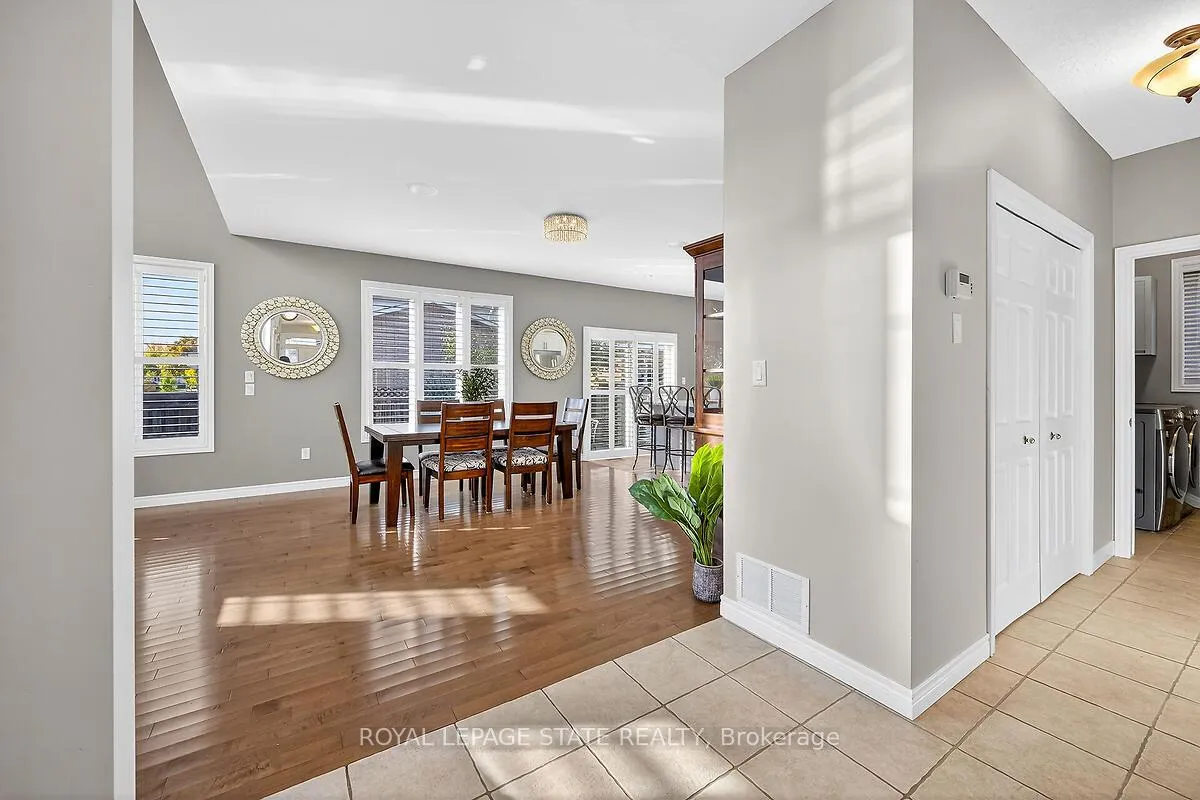 Photo 41 of 3 Sasha Court, Hamilton, Stoney Creek — HOMEH