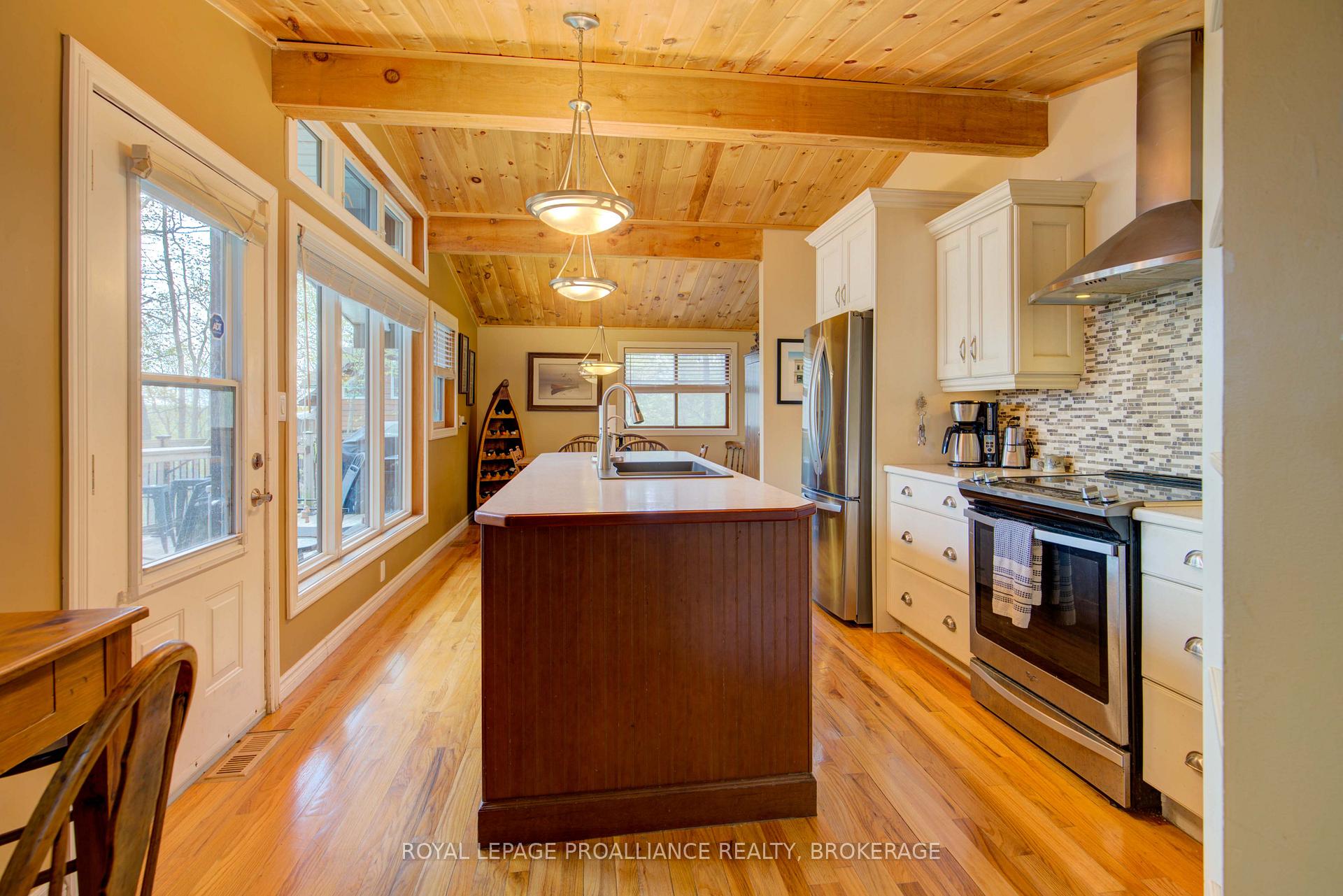 Photo 15 of 169 Seapoint Lane, Frontenac, Frontenac South — HOMEH