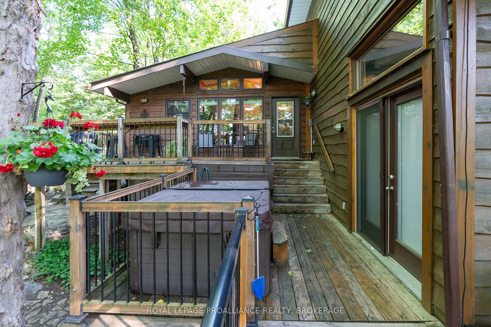 Photo 49 of 169 Seapoint Lane, Frontenac, Frontenac South — HOMEH