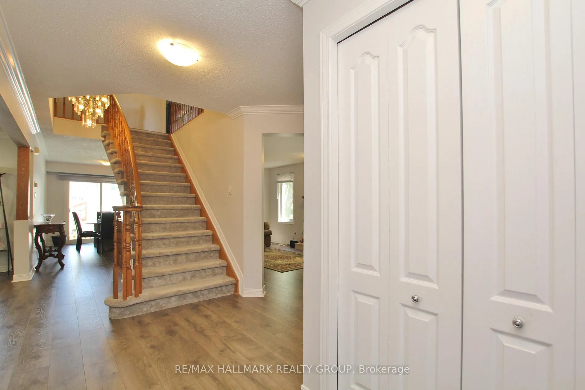 Photo 4 of 2143 Johnston Road, Ottawa, Hunt Club Park — HOMEH