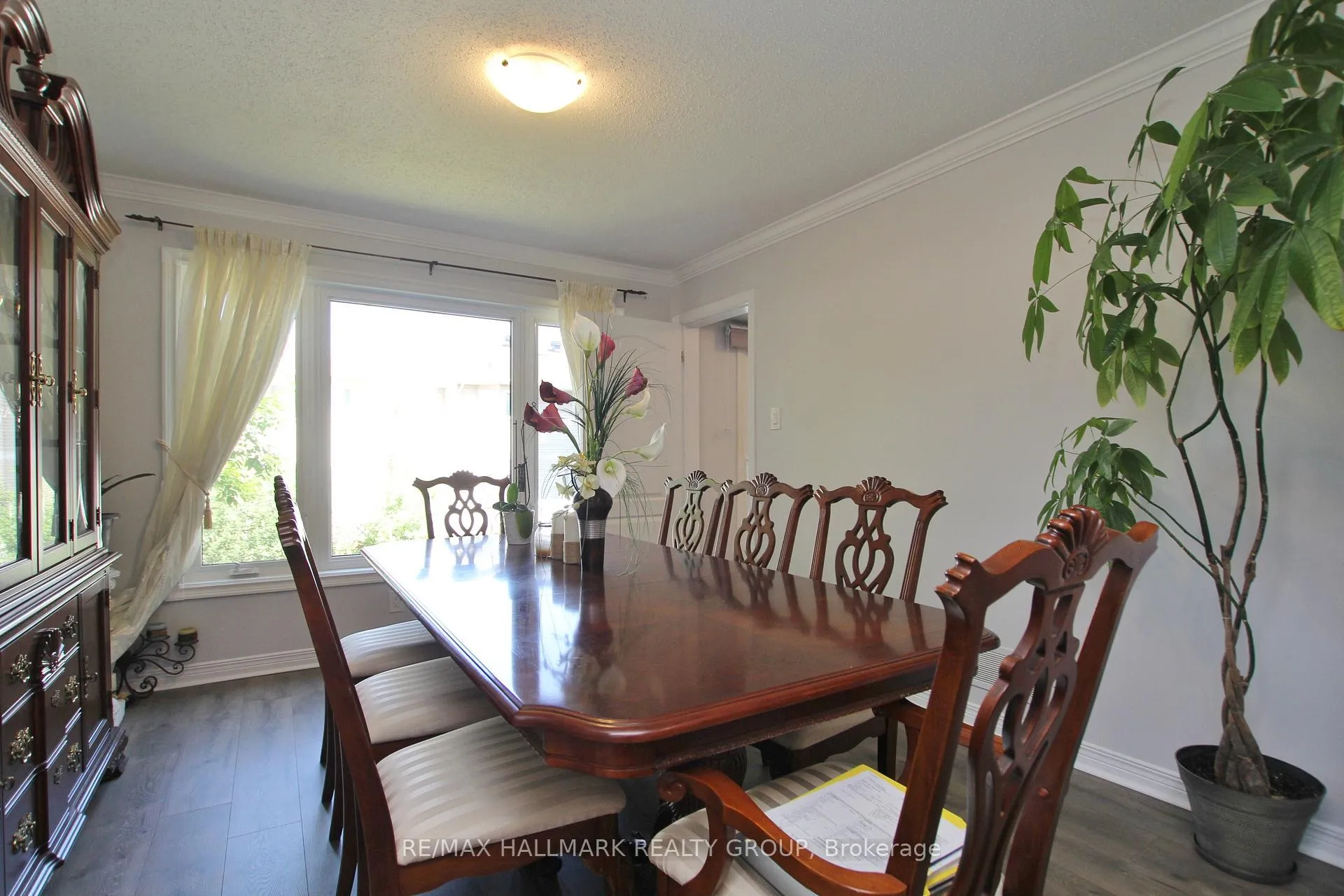 Photo 7 of 2143 Johnston Road, Ottawa, Hunt Club Park — HOMEH