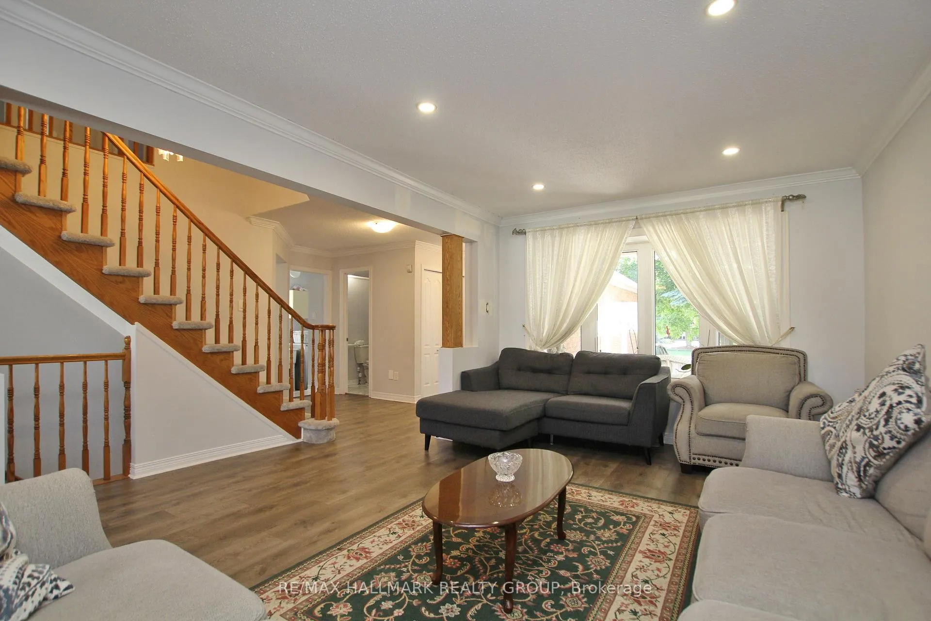 Photo 8 of 2143 Johnston Road, Ottawa, Hunt Club Park — HOMEH