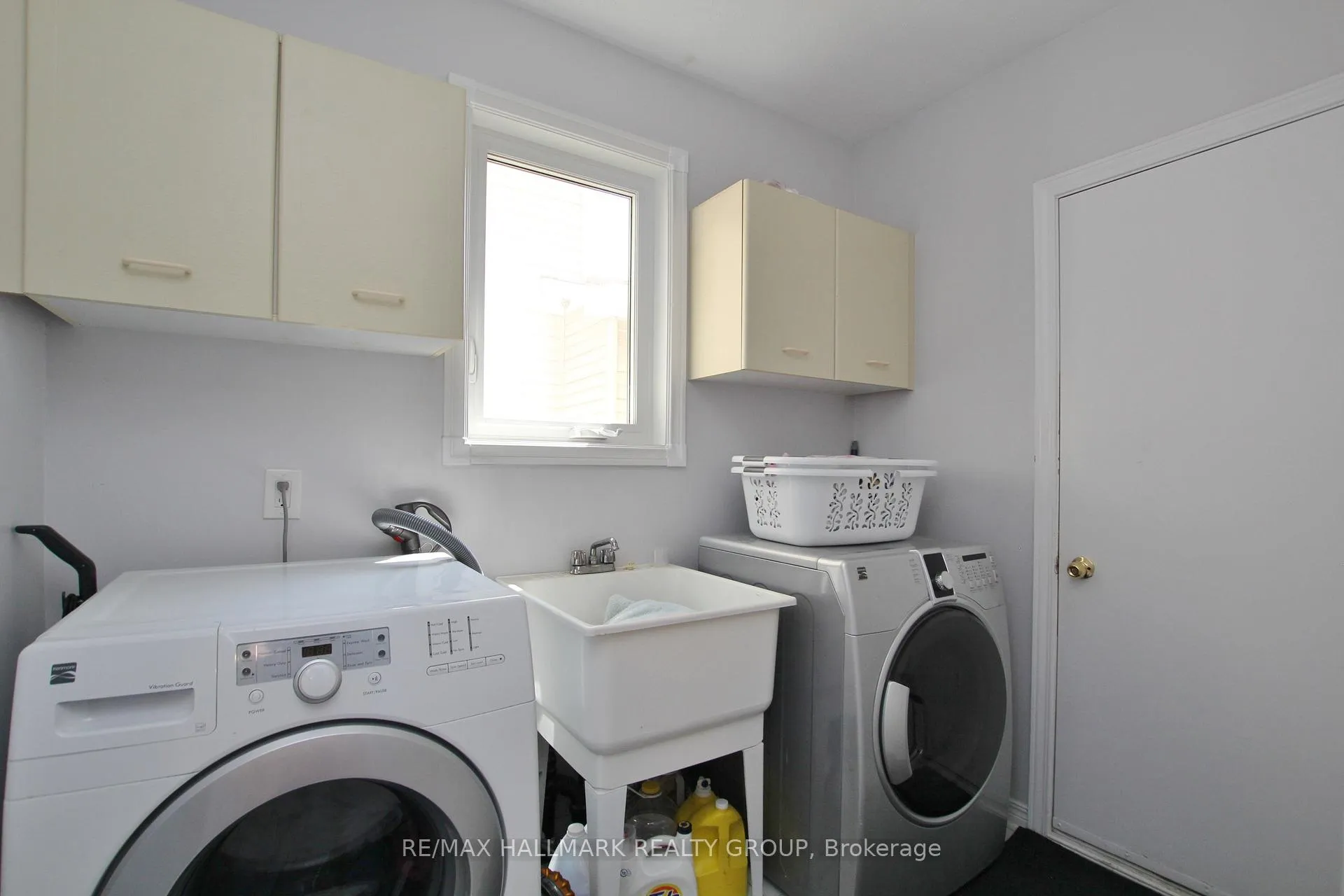 Photo 24 of 2143 Johnston Road, Ottawa, Hunt Club Park — HOMEH