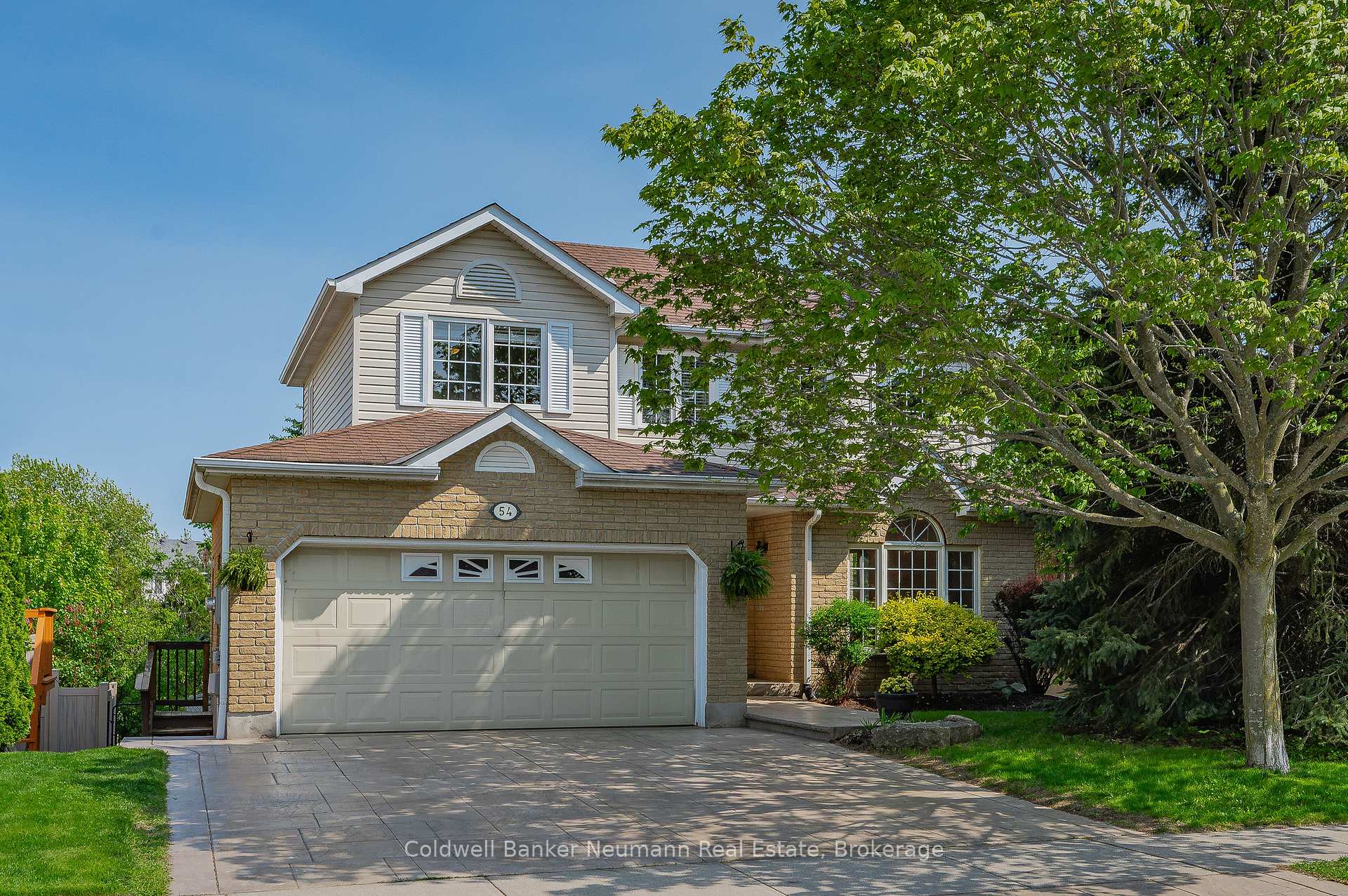 Photo 1 of 54 Pine Ridge Drive, Guelph, Pineridge/Westminster Woods — HOMEH