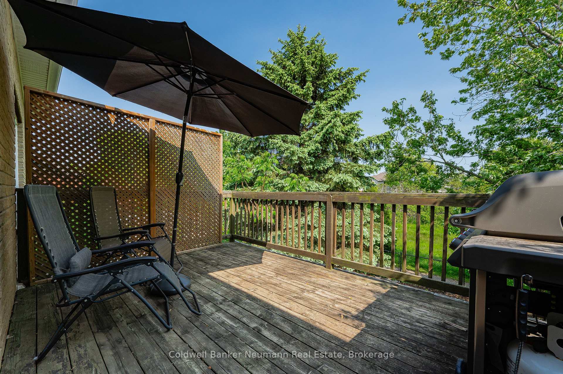 Photo 31 of 54 Pine Ridge Drive, Guelph, Pineridge/Westminster Woods — HOMEH
