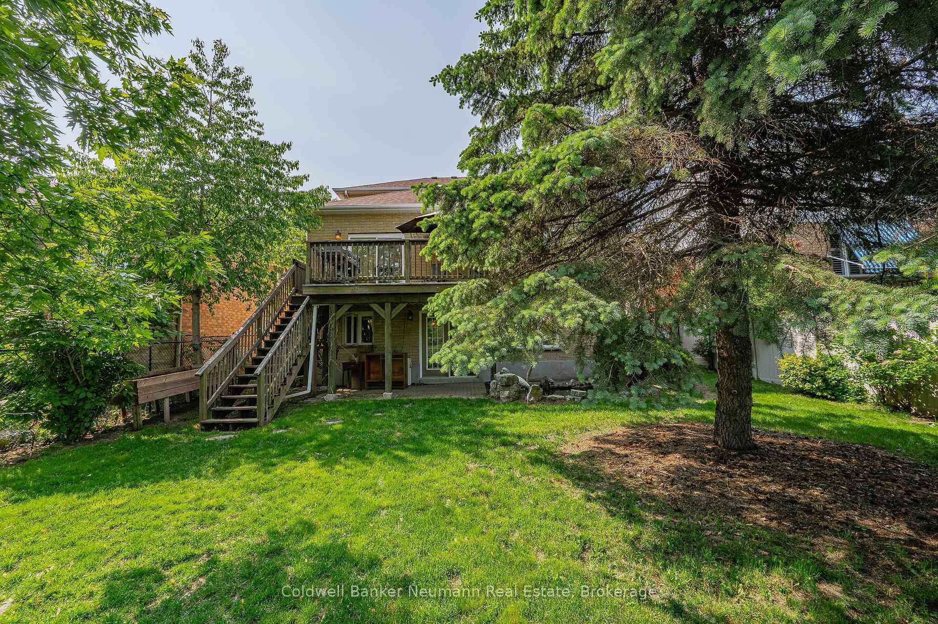 Photo 34 of 54 Pine Ridge Drive, Guelph, Pineridge/Westminster Woods — HOMEH