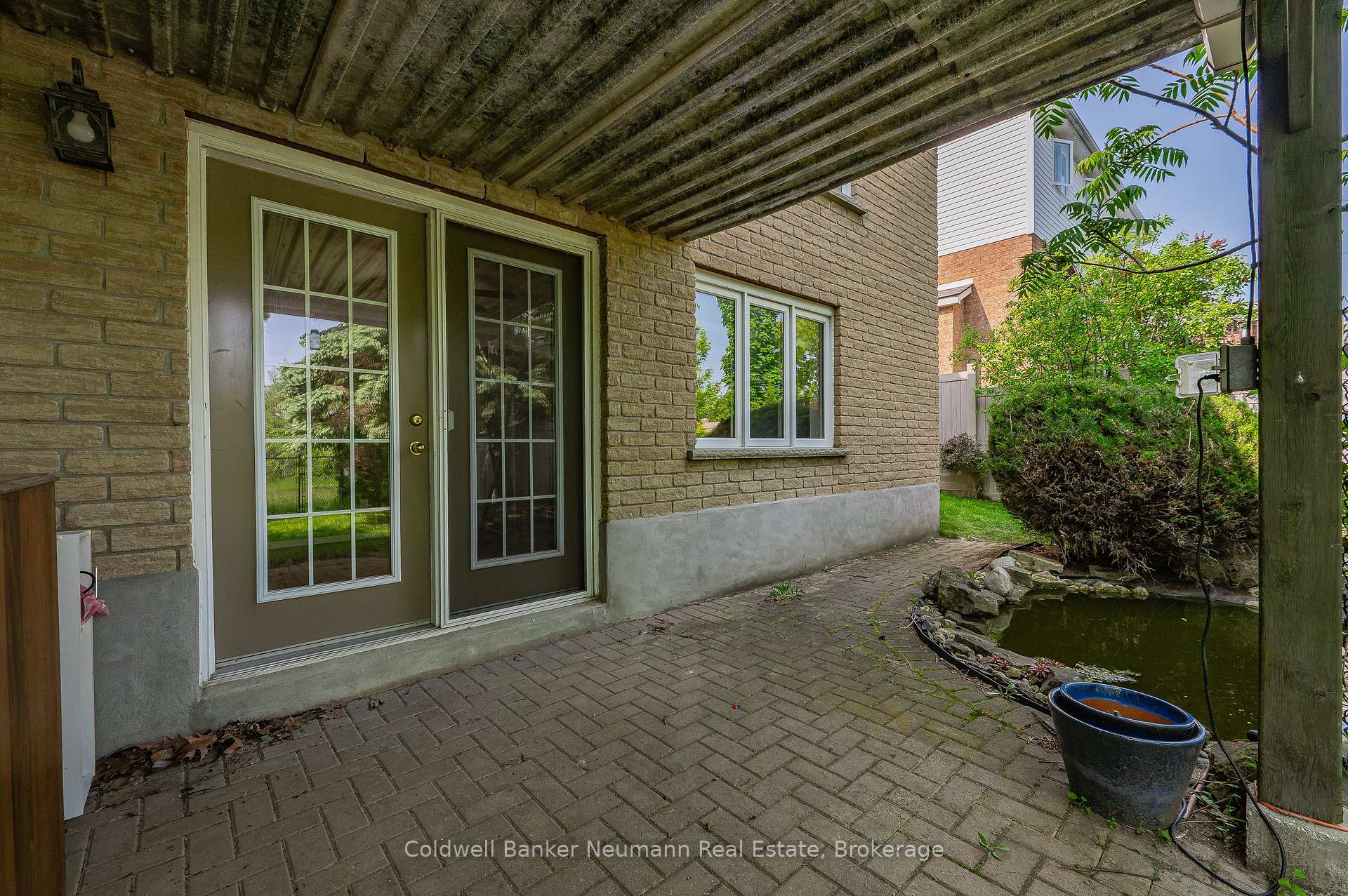 Photo 35 of 54 Pine Ridge Drive, Guelph, Pineridge/Westminster Woods — HOMEH