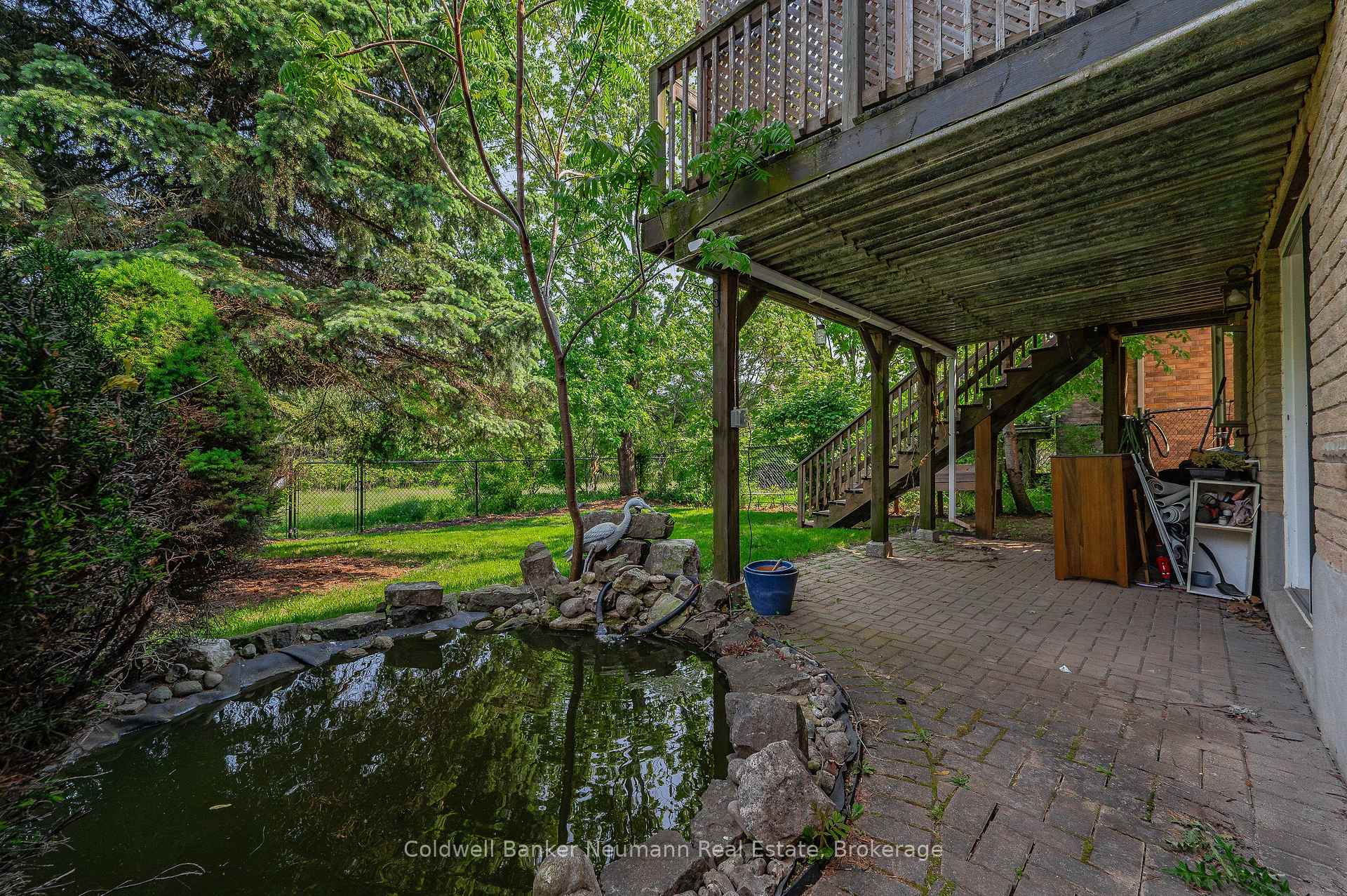 Photo 36 of 54 Pine Ridge Drive, Guelph, Pineridge/Westminster Woods — HOMEH