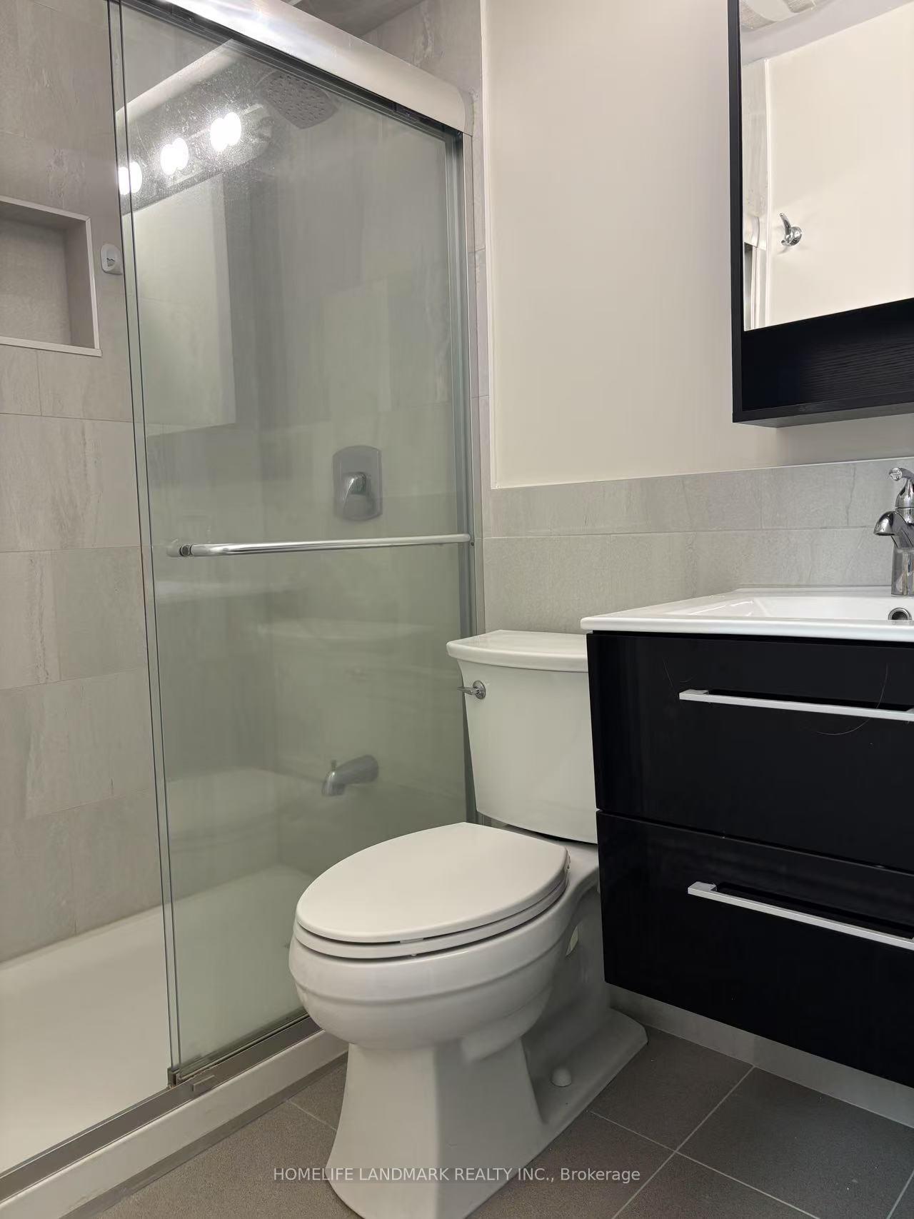 Photo 5 of Unit Bsmt, 128 A Spruce Street, Aurora, Aurora Village — HOMEH