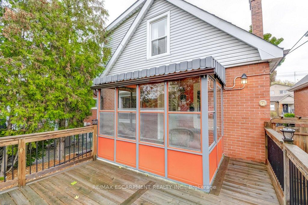 Photo 22 of 93 Barons Avenue N, Hamilton, Homeside — HOMEH