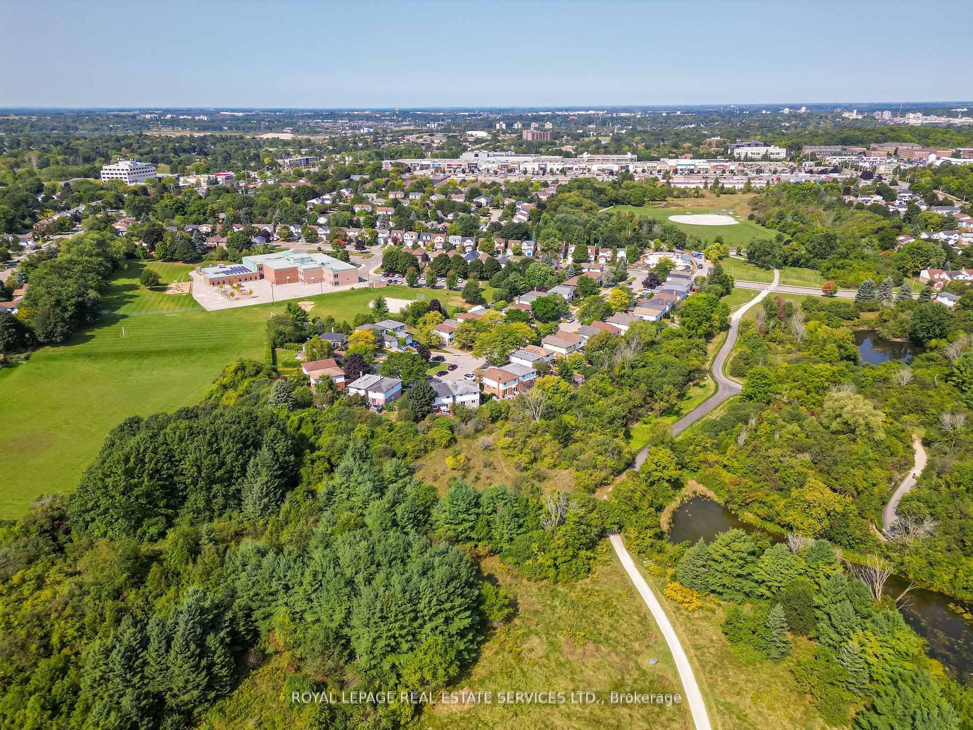 Photo 34 of 30 Reid Court, Guelph, Kortright West — HOMEH