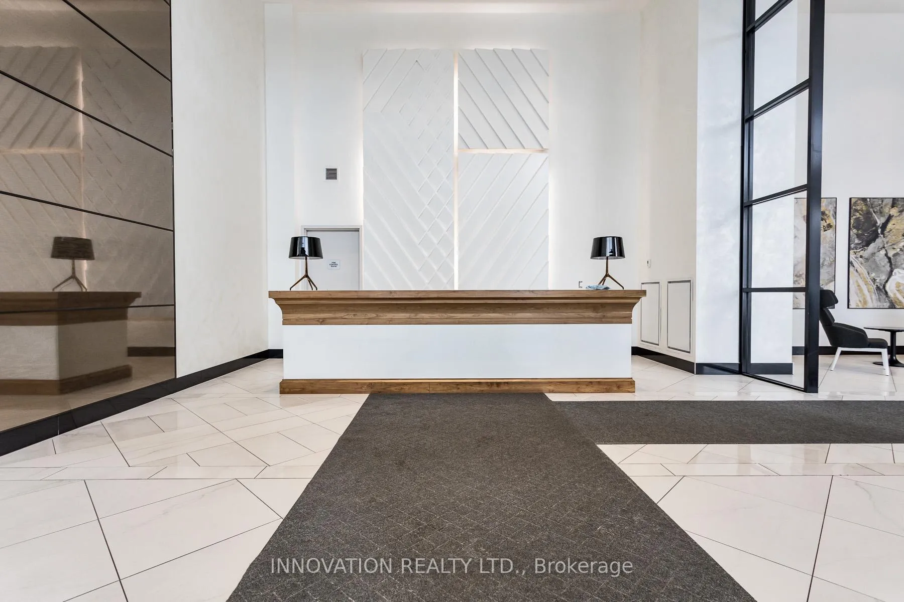 Photo 3 of Unit 702, 255 Bay Street, Ottawa, Ottawa Centre — HOMEH
