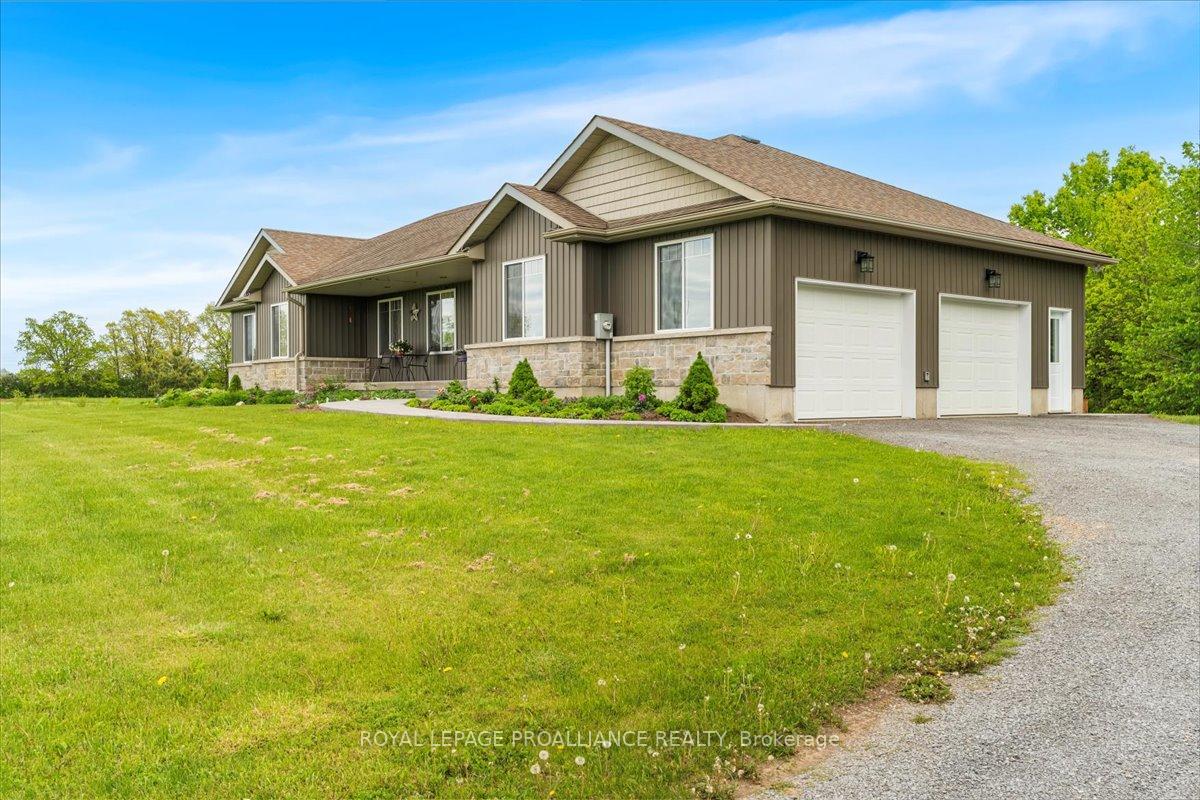Photo 2 of 1602 Casey Road, Belleville, Thurlow Ward — HOMEH