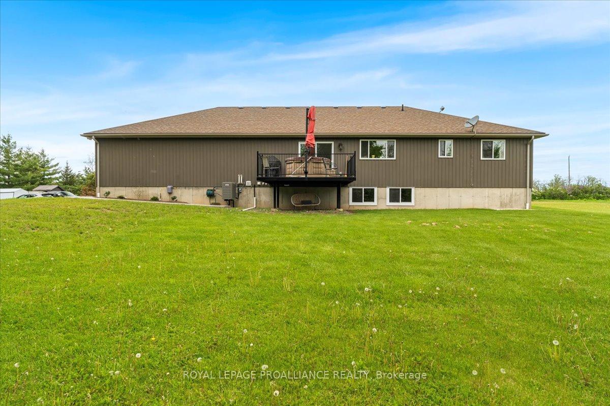 Photo 7 of 1602 Casey Road, Belleville, Thurlow Ward — HOMEH