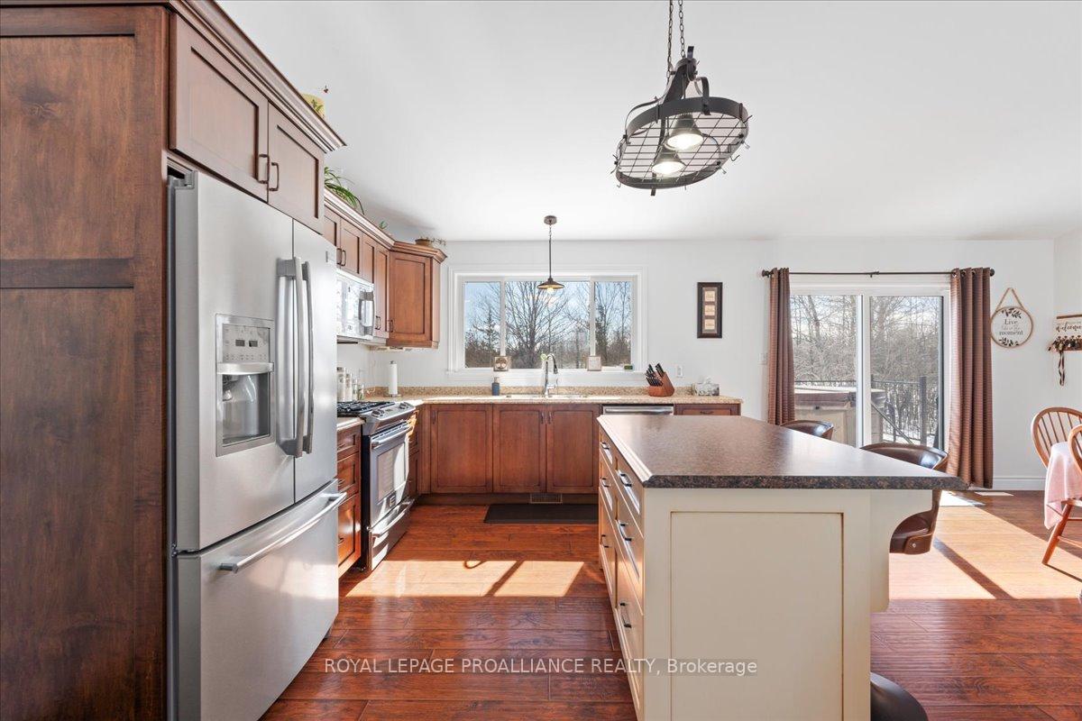 Photo 20 of 1602 Casey Road, Belleville, Thurlow Ward — HOMEH