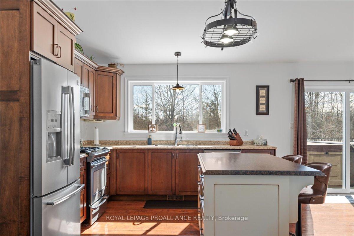 Photo 25 of 1602 Casey Road, Belleville, Thurlow Ward — HOMEH