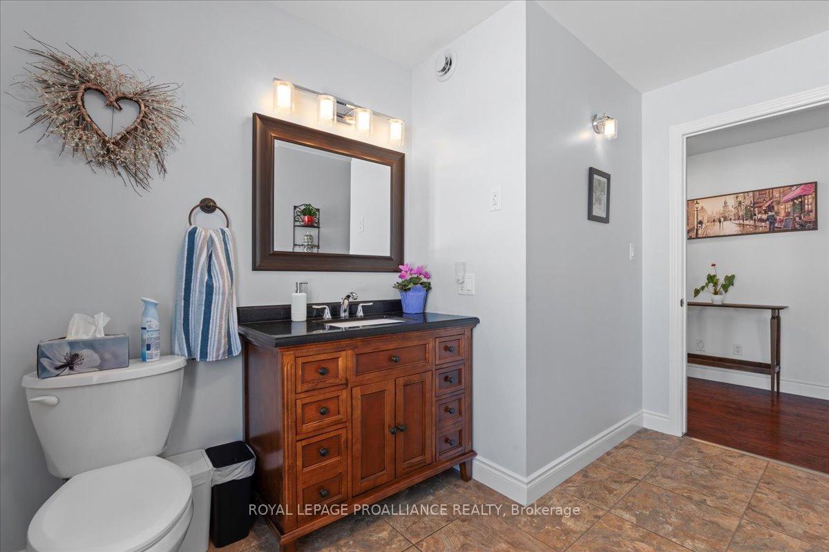 Photo 27 of 1602 Casey Road, Belleville, Thurlow Ward — HOMEH