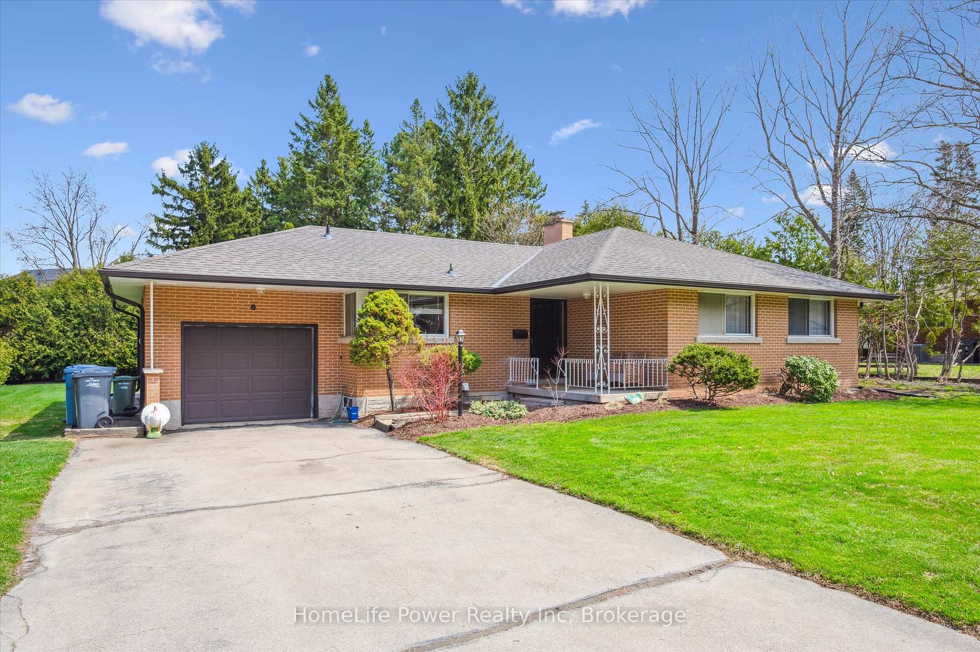 Photo 3 of 6 Evergreen Drive, Guelph, Kortright East — HOMEH