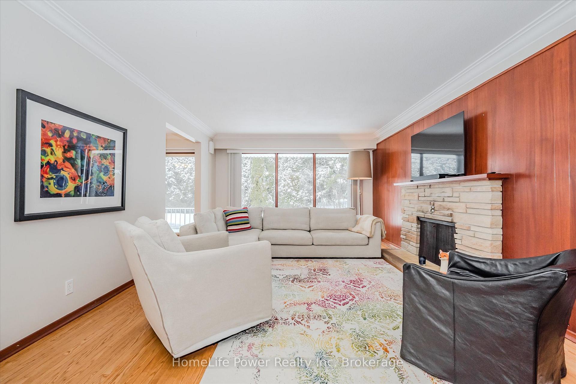 Photo 8 of 6 Evergreen Drive, Guelph, Kortright East — HOMEH