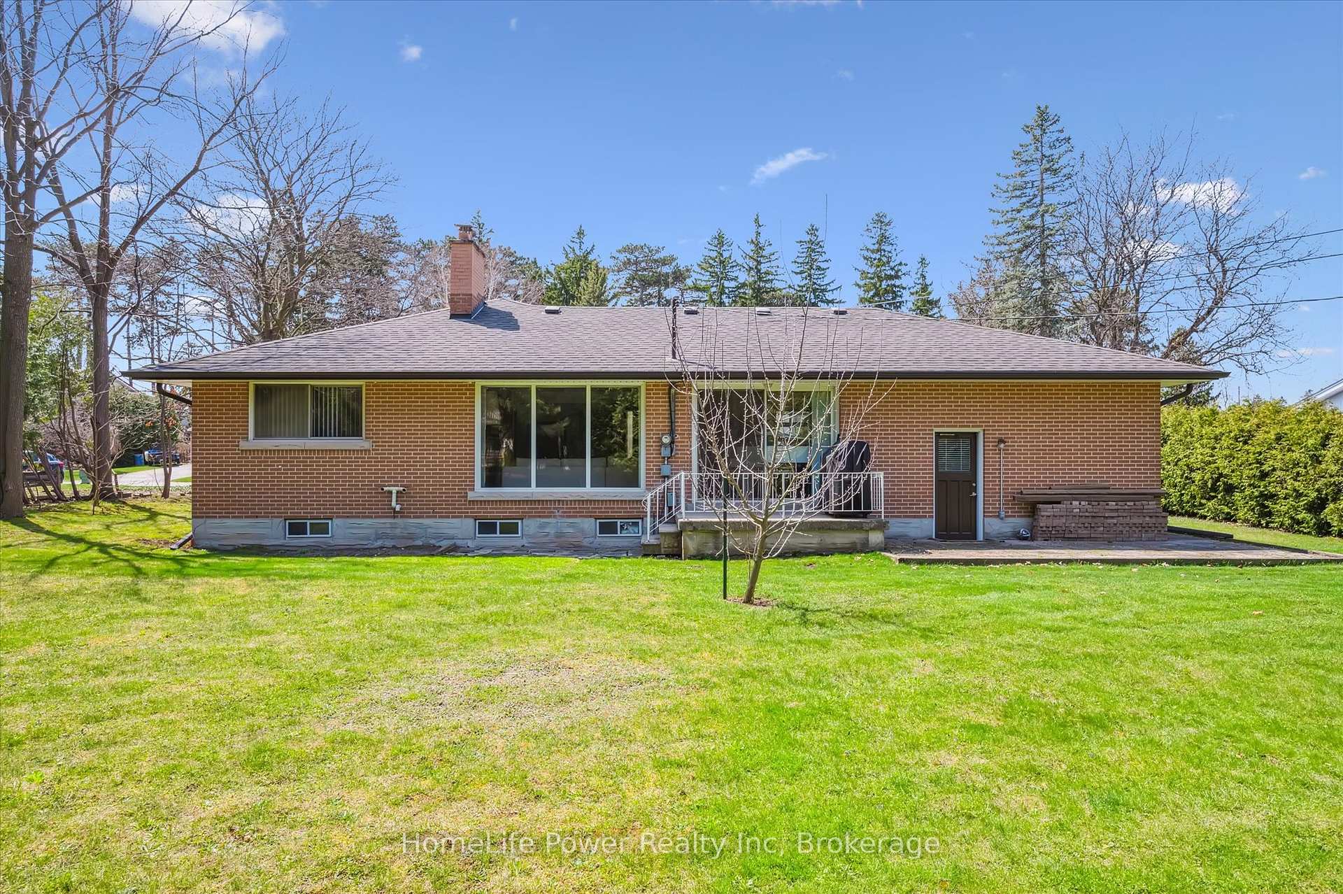 Photo 26 of 6 Evergreen Drive, Guelph, Kortright East — HOMEH
