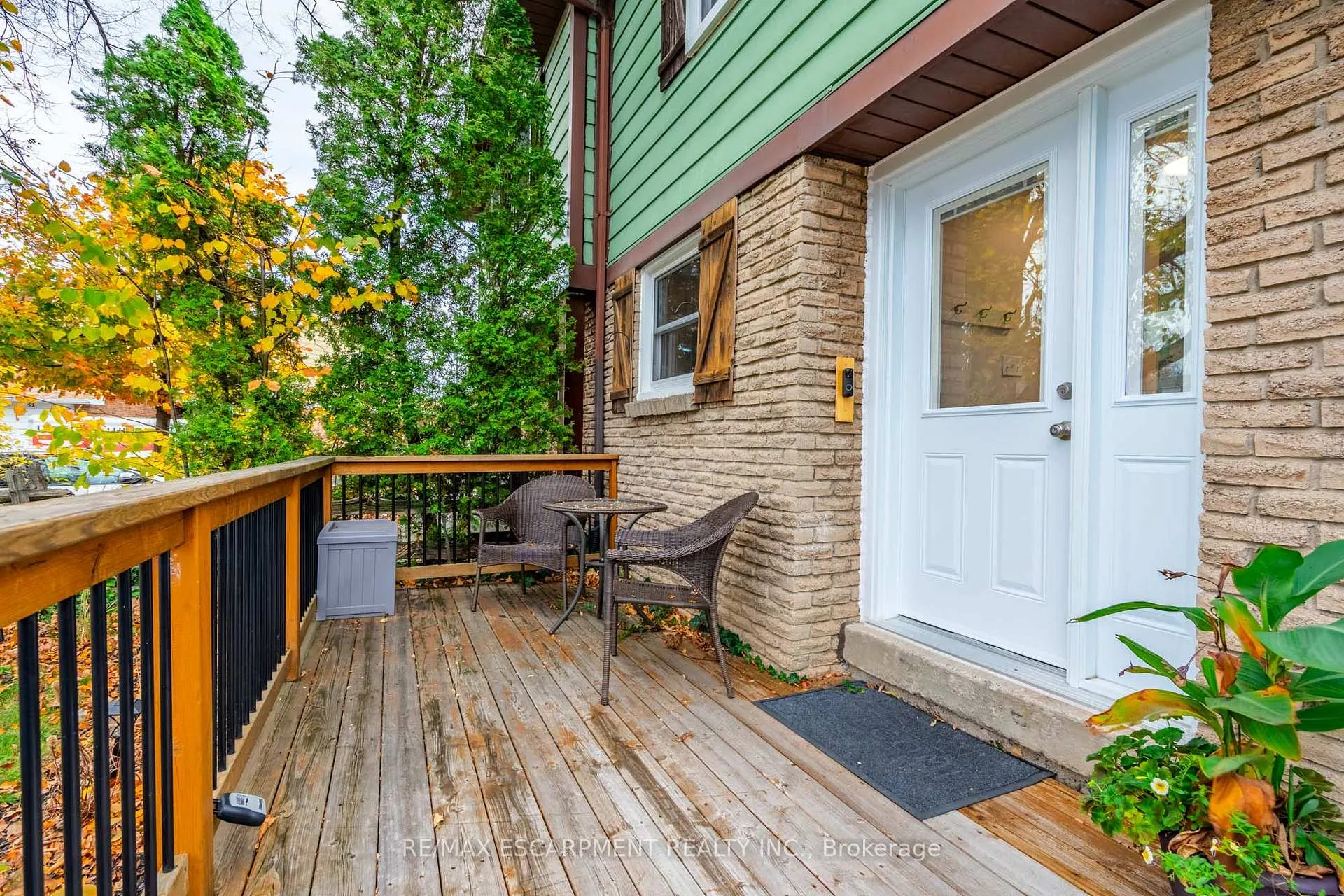 Photo 4 of 38 Golden Orchard Drive, Hamilton, Gourley — HOMEH