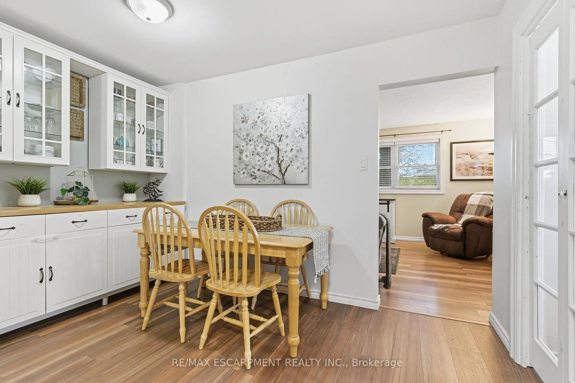 Photo 7 of 38 Golden Orchard Drive, Hamilton, Gourley — HOMEH