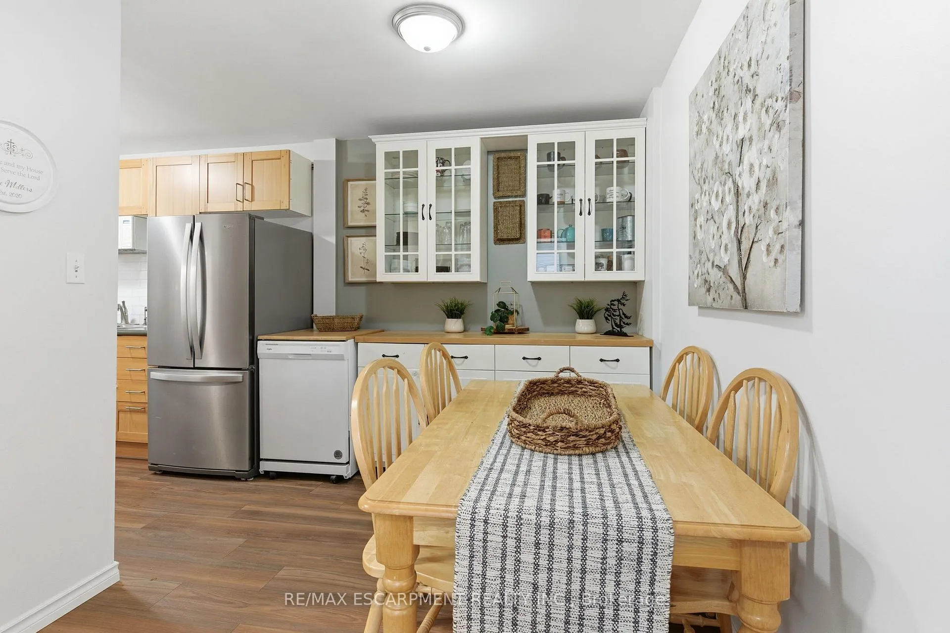 Photo 9 of 38 Golden Orchard Drive, Hamilton, Gourley — HOMEH