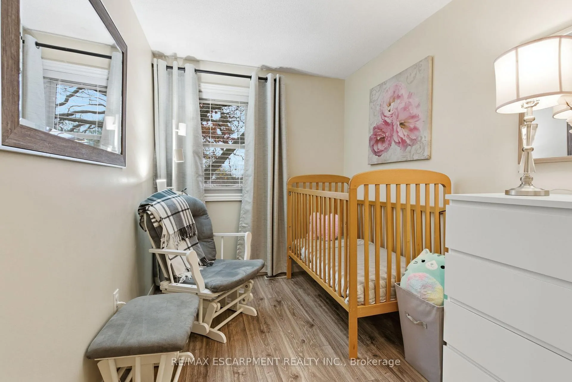 Photo 21 of 38 Golden Orchard Drive, Hamilton, Gourley — HOMEH