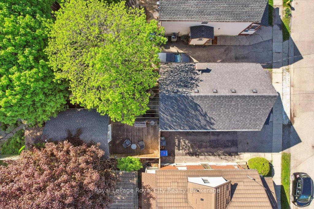 Photo 2 of 63 Audrey Avenue, Guelph, St. Patrick's Ward — HOMEH