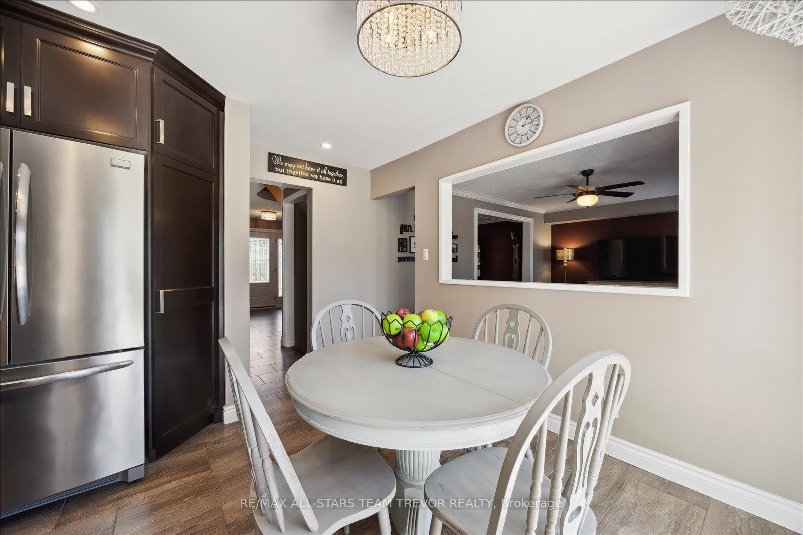 Photo 6 of 166 Natanya Boulevard, Georgina, Keswick North — HOMEH