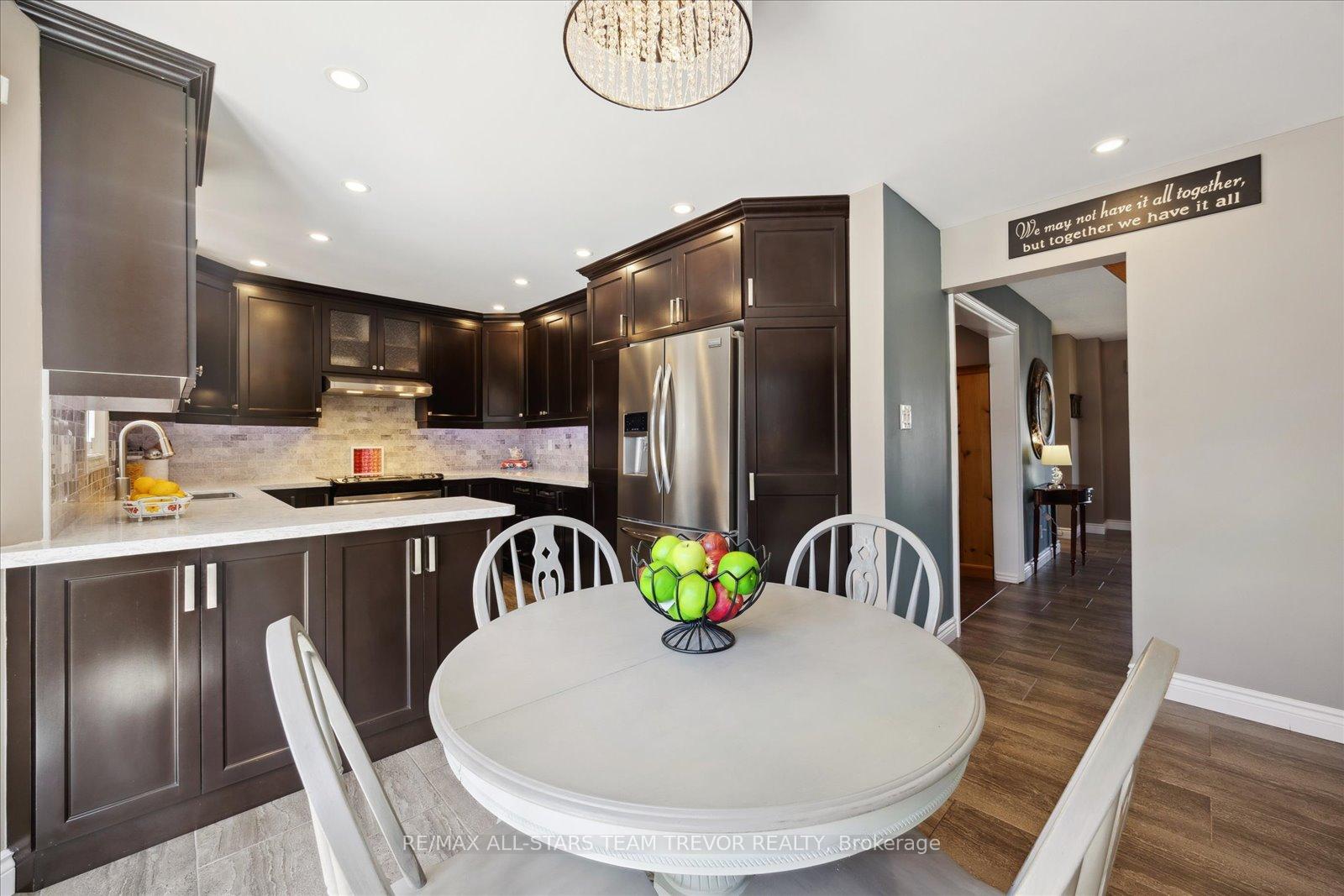 Photo 7 of 166 Natanya Boulevard, Georgina, Keswick North — HOMEH
