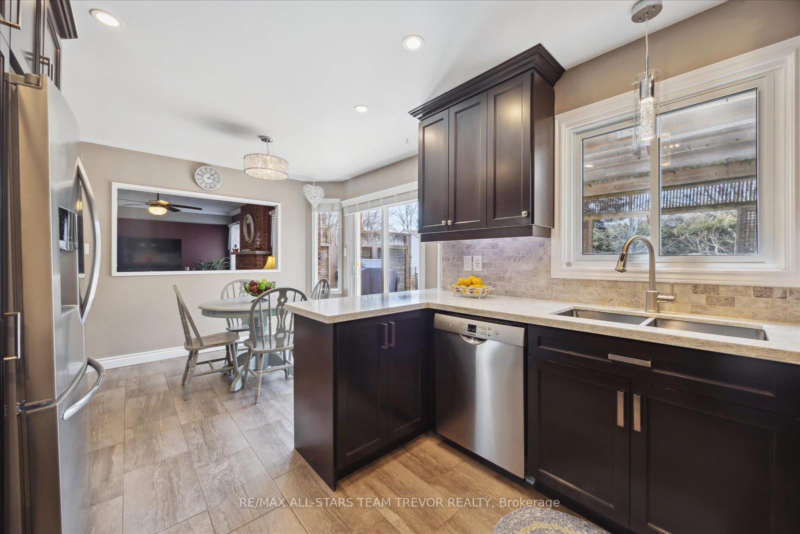 Photo 11 of 166 Natanya Boulevard, Georgina, Keswick North — HOMEH