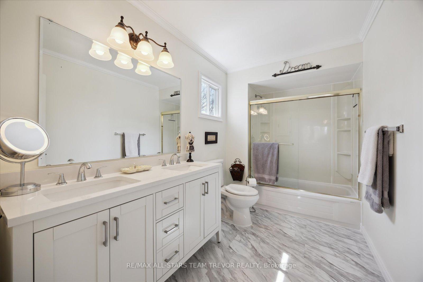 Photo 24 of 166 Natanya Boulevard, Georgina, Keswick North — HOMEH