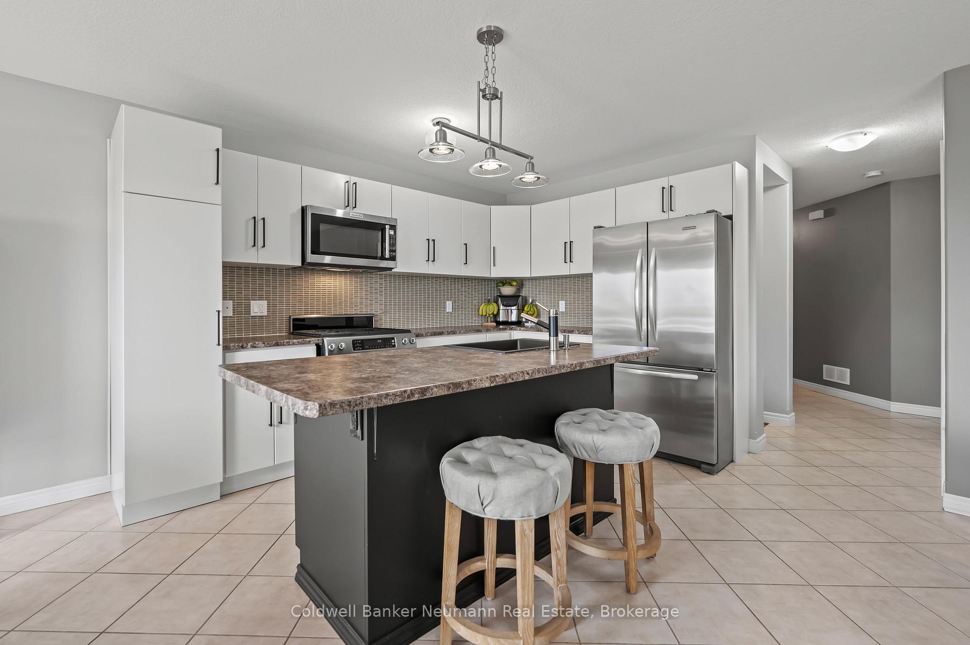 Photo 8 of 133 Kemp Crescent, Guelph, Grange Road — HOMEH