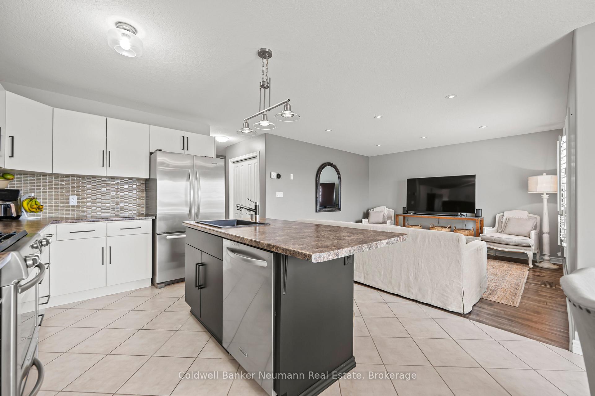 Photo 12 of 133 Kemp Crescent, Guelph, Grange Road — HOMEH