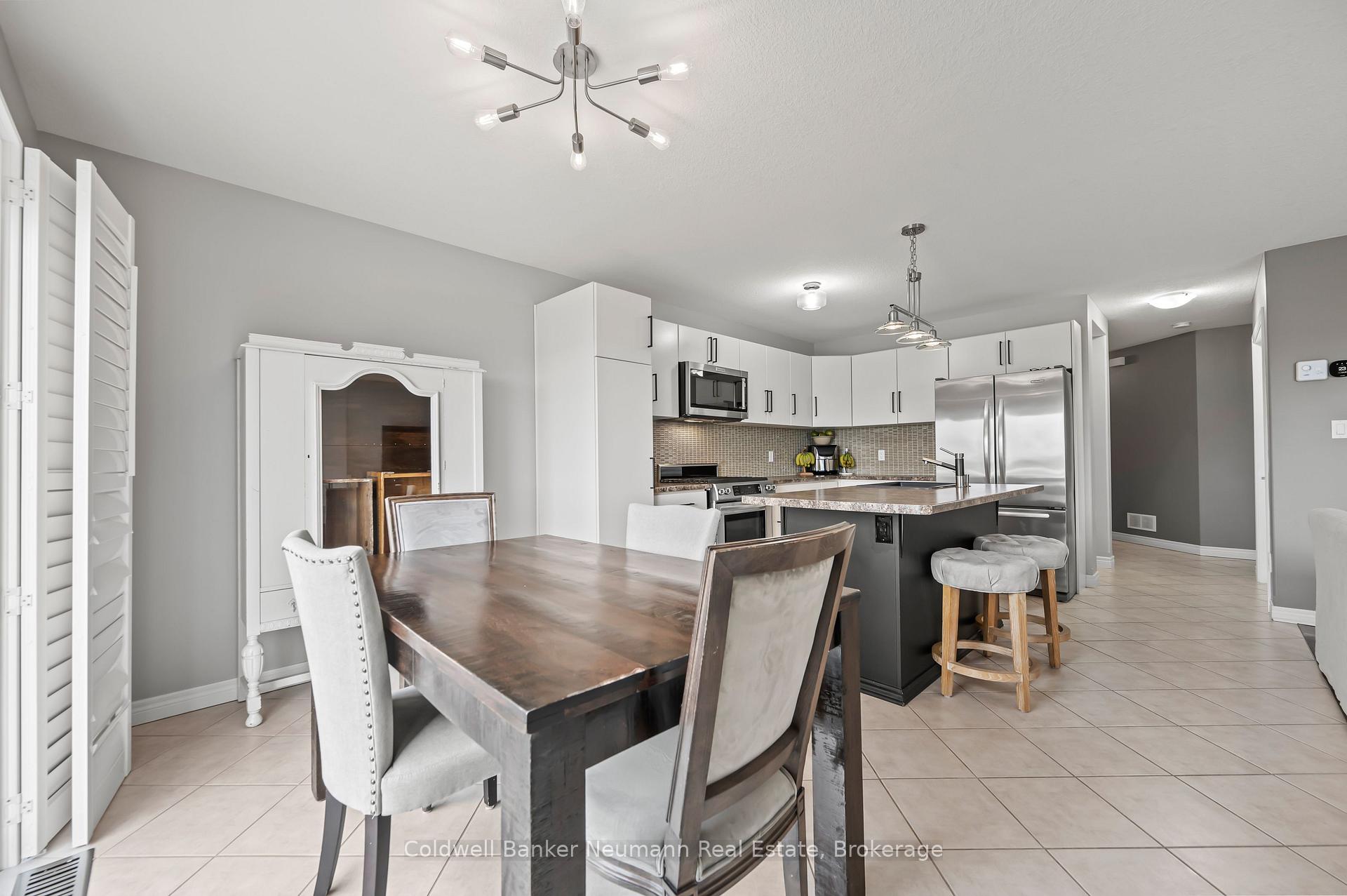 Photo 15 of 133 Kemp Crescent, Guelph, Grange Road — HOMEH