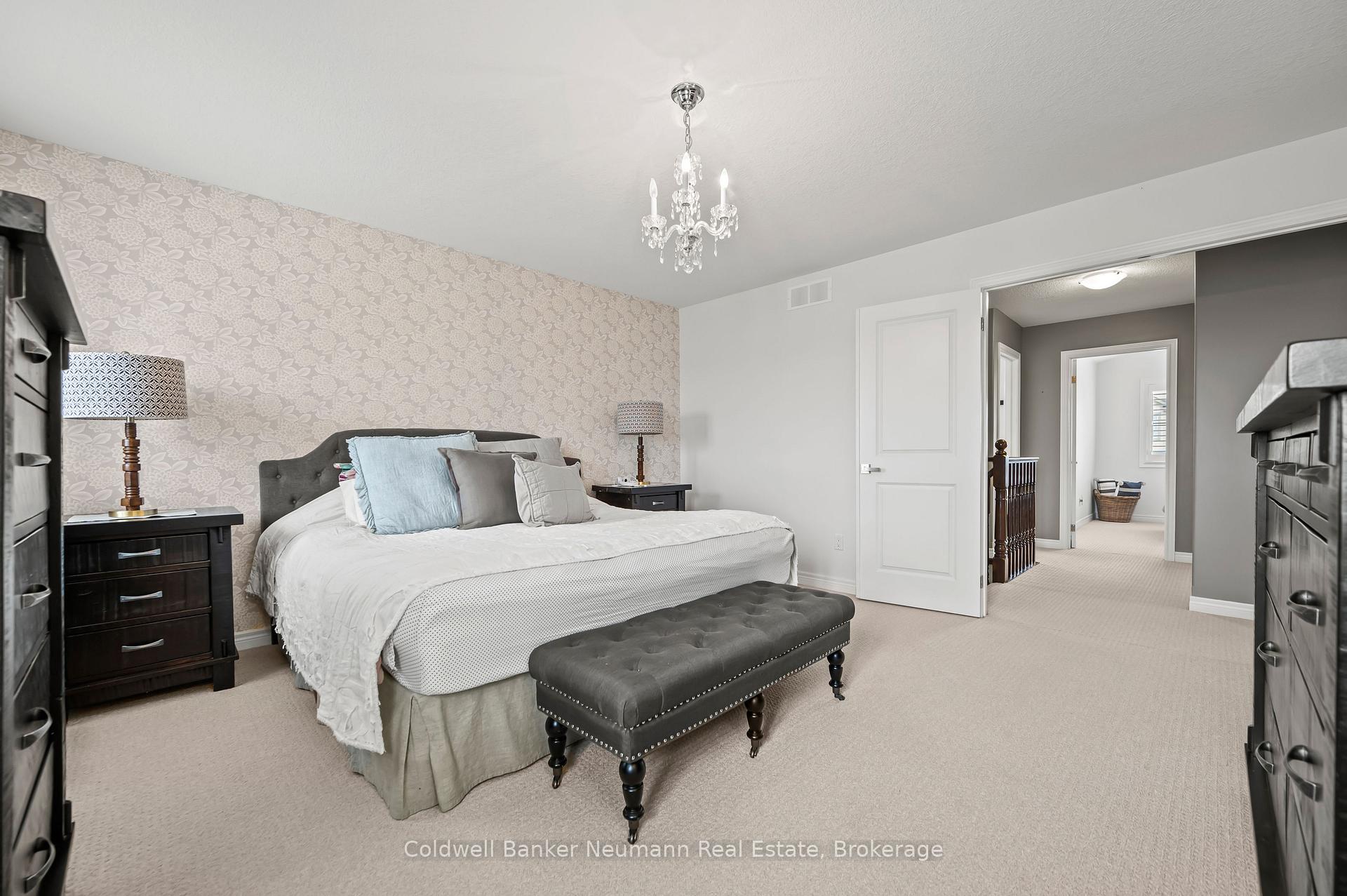 Photo 24 of 133 Kemp Crescent, Guelph, Grange Road — HOMEH