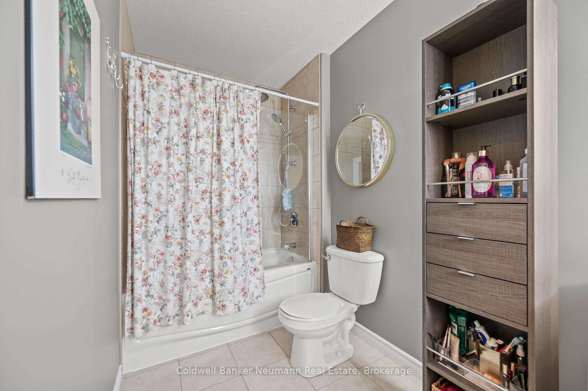 Photo 26 of 133 Kemp Crescent, Guelph, Grange Road — HOMEH