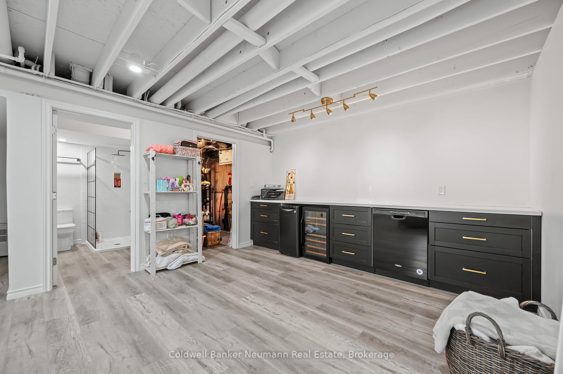 Photo 35 of 133 Kemp Crescent, Guelph, Grange Road — HOMEH