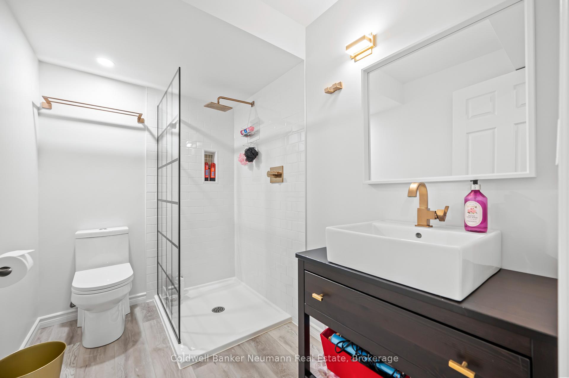 Photo 37 of 133 Kemp Crescent, Guelph, Grange Road — HOMEH