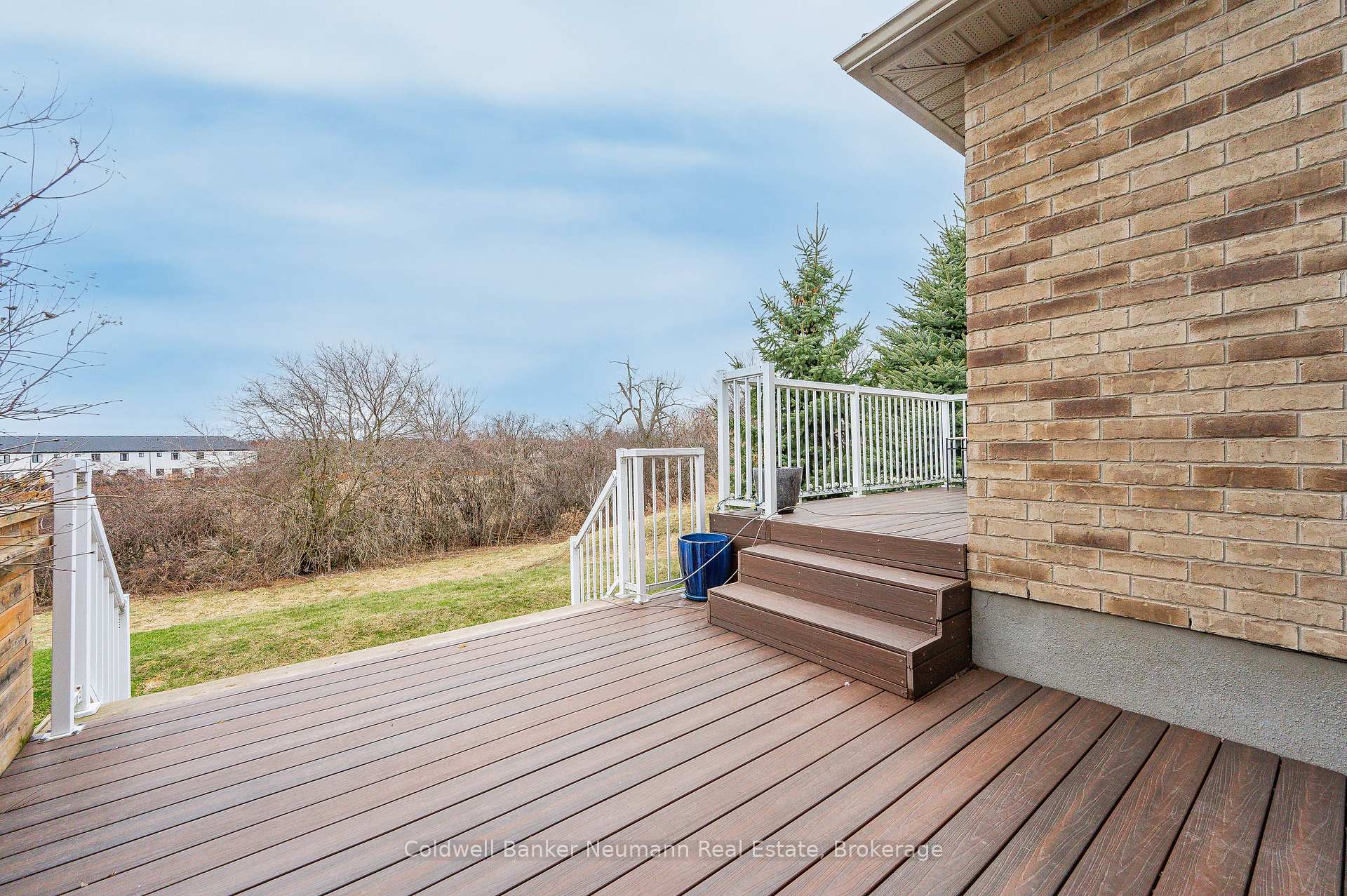 Photo 40 of 133 Kemp Crescent, Guelph, Grange Road — HOMEH