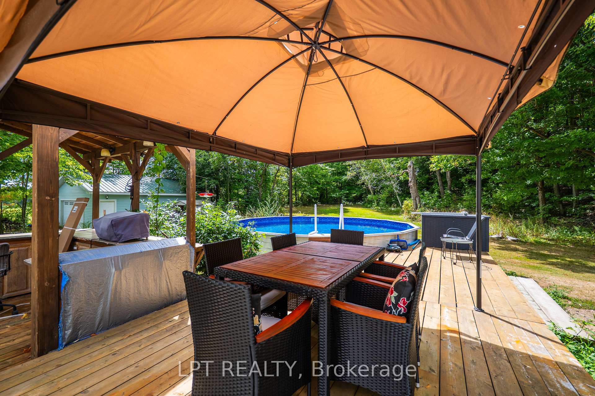 Photo 3 of 2291 Sands Road, Frontenac, Frontenac South — HOMEH