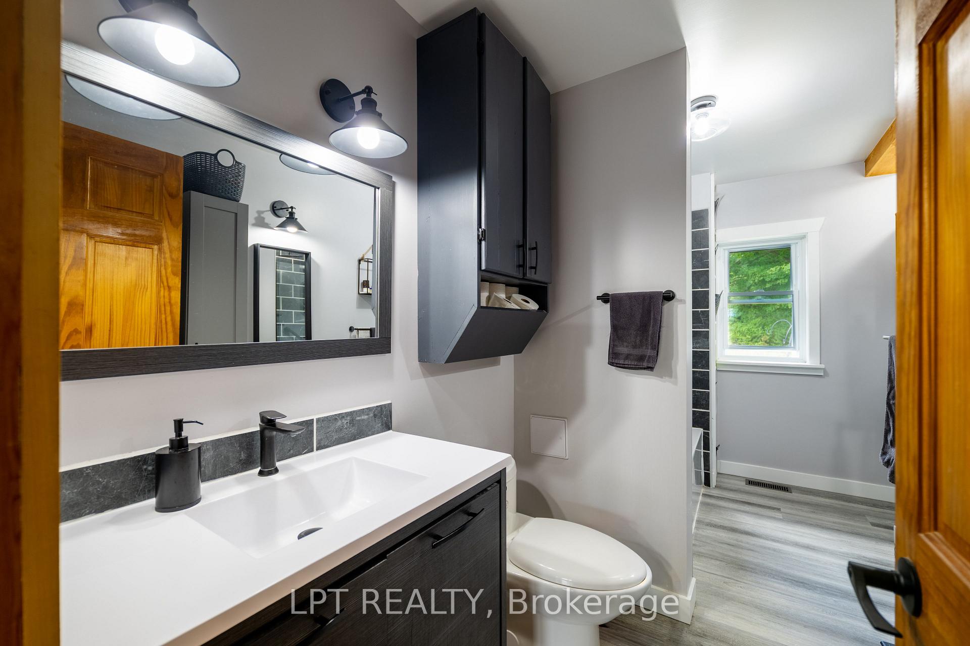 Photo 13 of 2291 Sands Road, Frontenac, Frontenac South — HOMEH