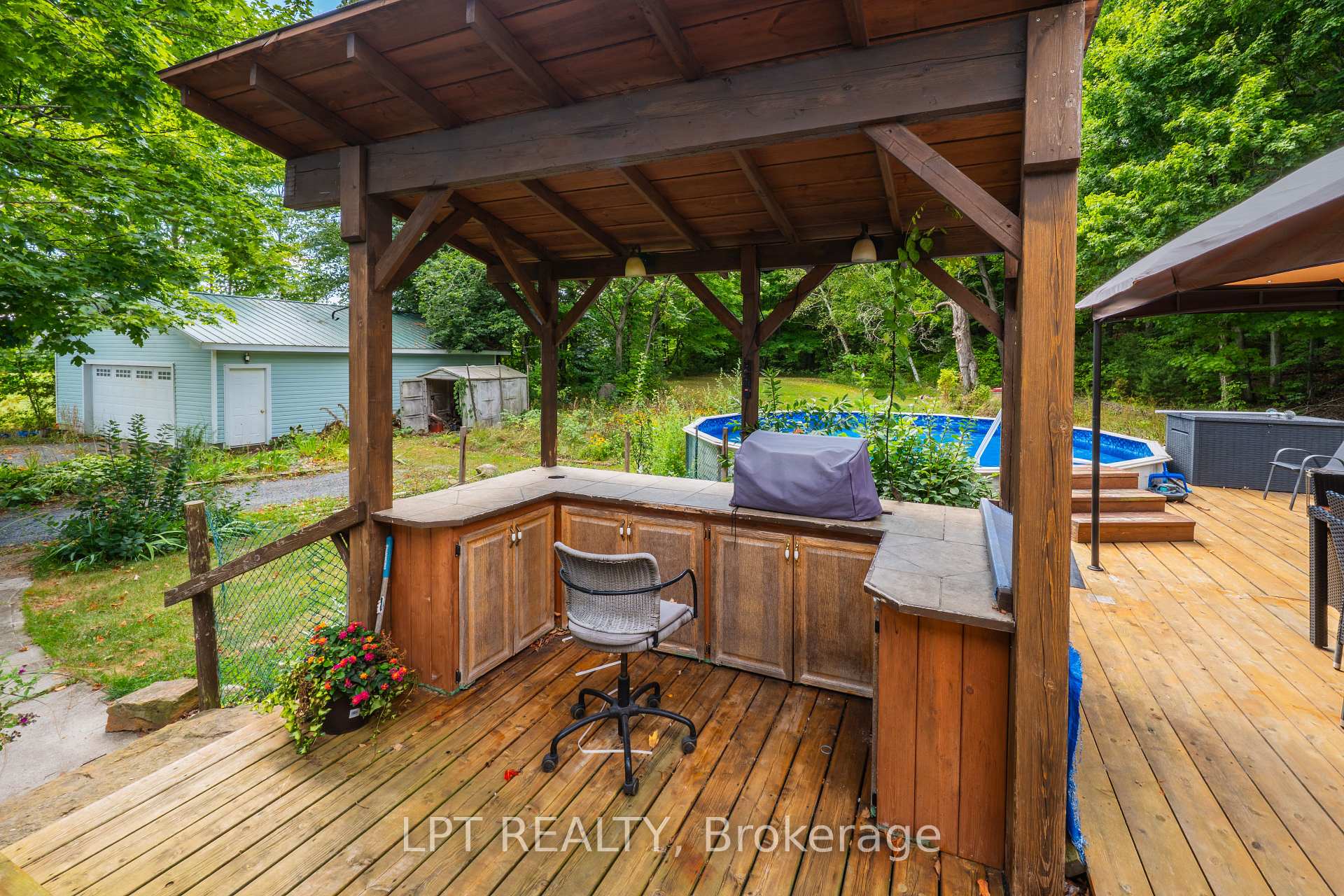 Photo 32 of 2291 Sands Road, Frontenac, Frontenac South — HOMEH