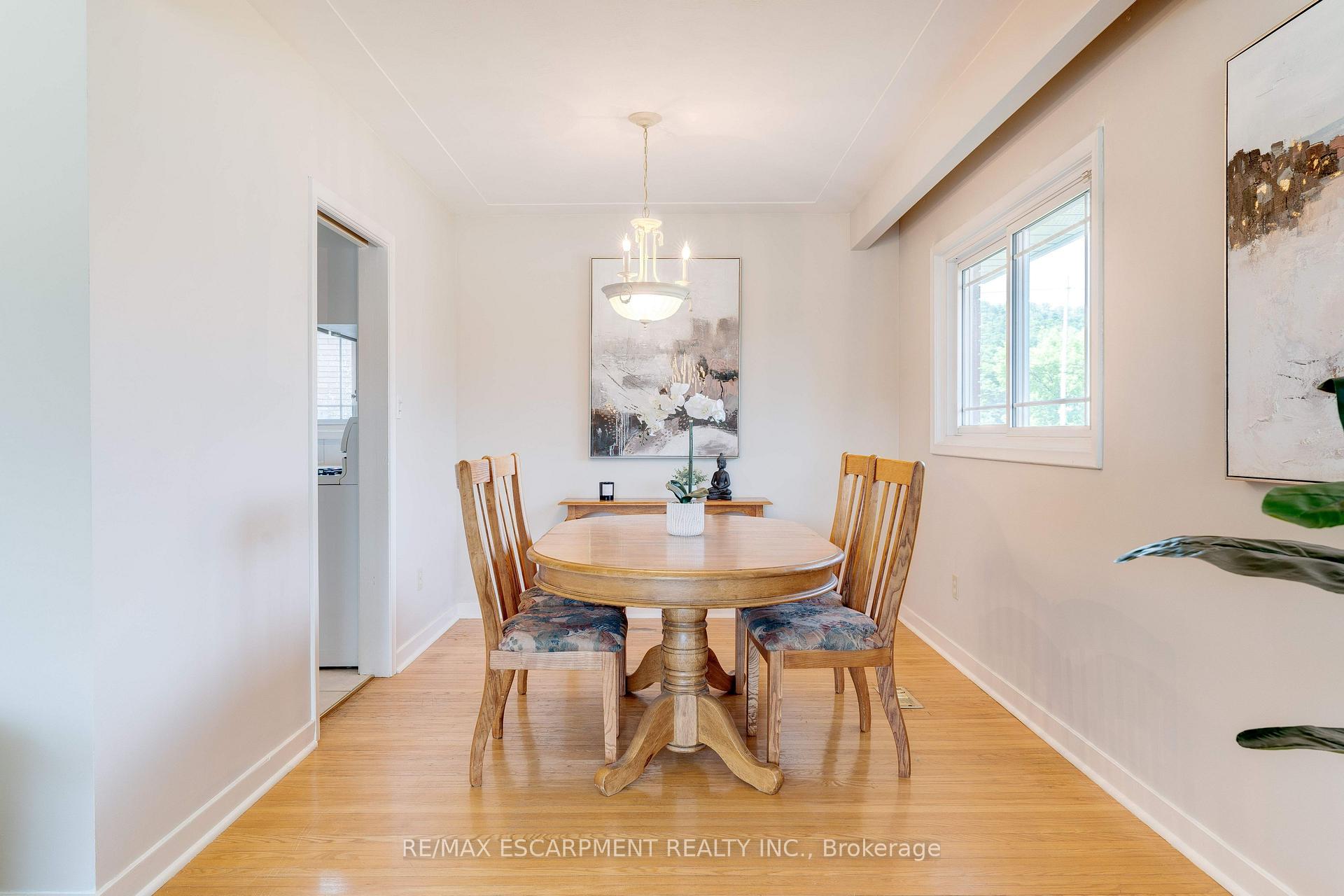 Photo 9 of 224 Glenholme Avenue, Hamilton, Winona — HOMEH