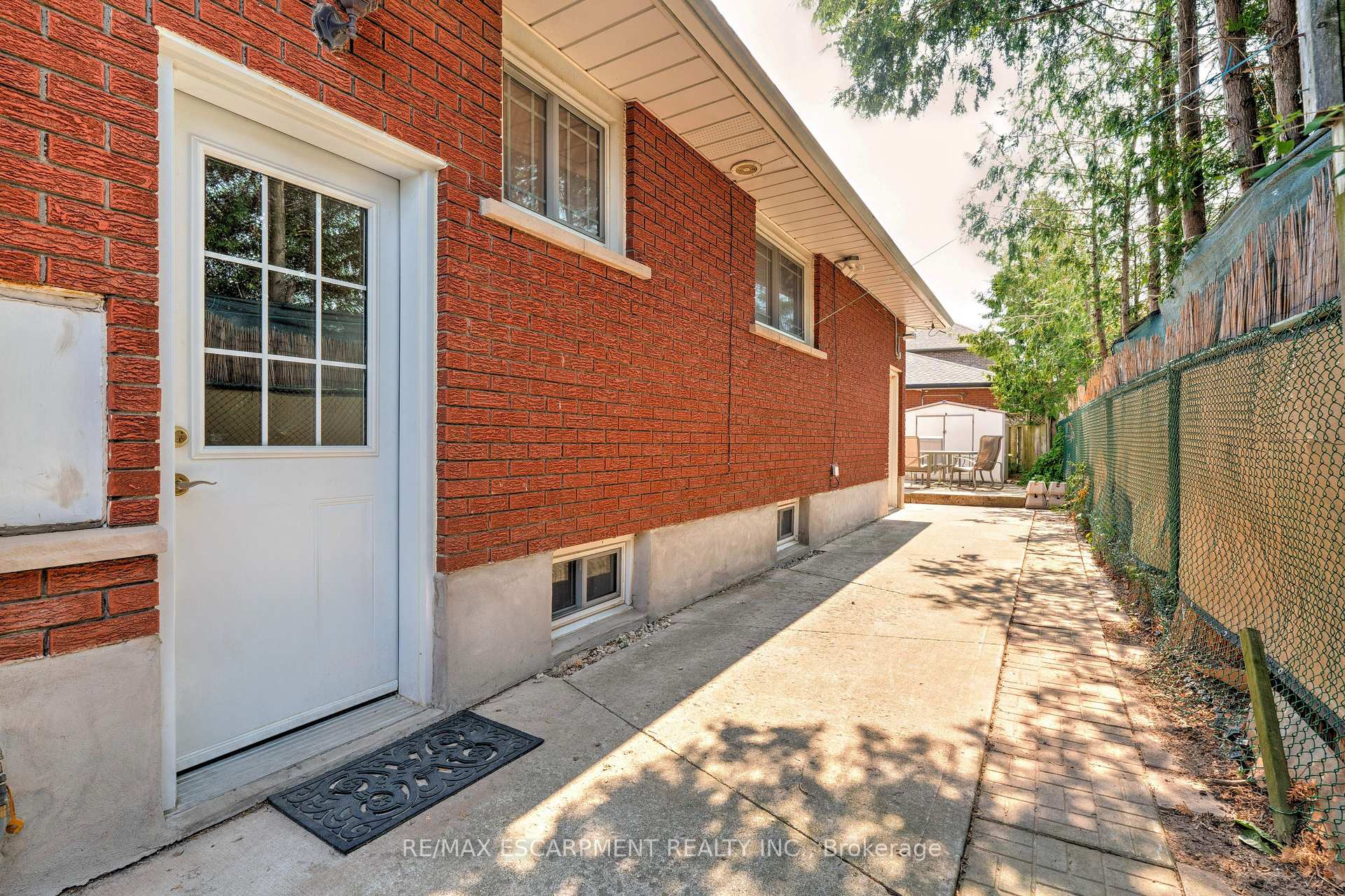 Photo 27 of 224 Glenholme Avenue, Hamilton, Winona — HOMEH