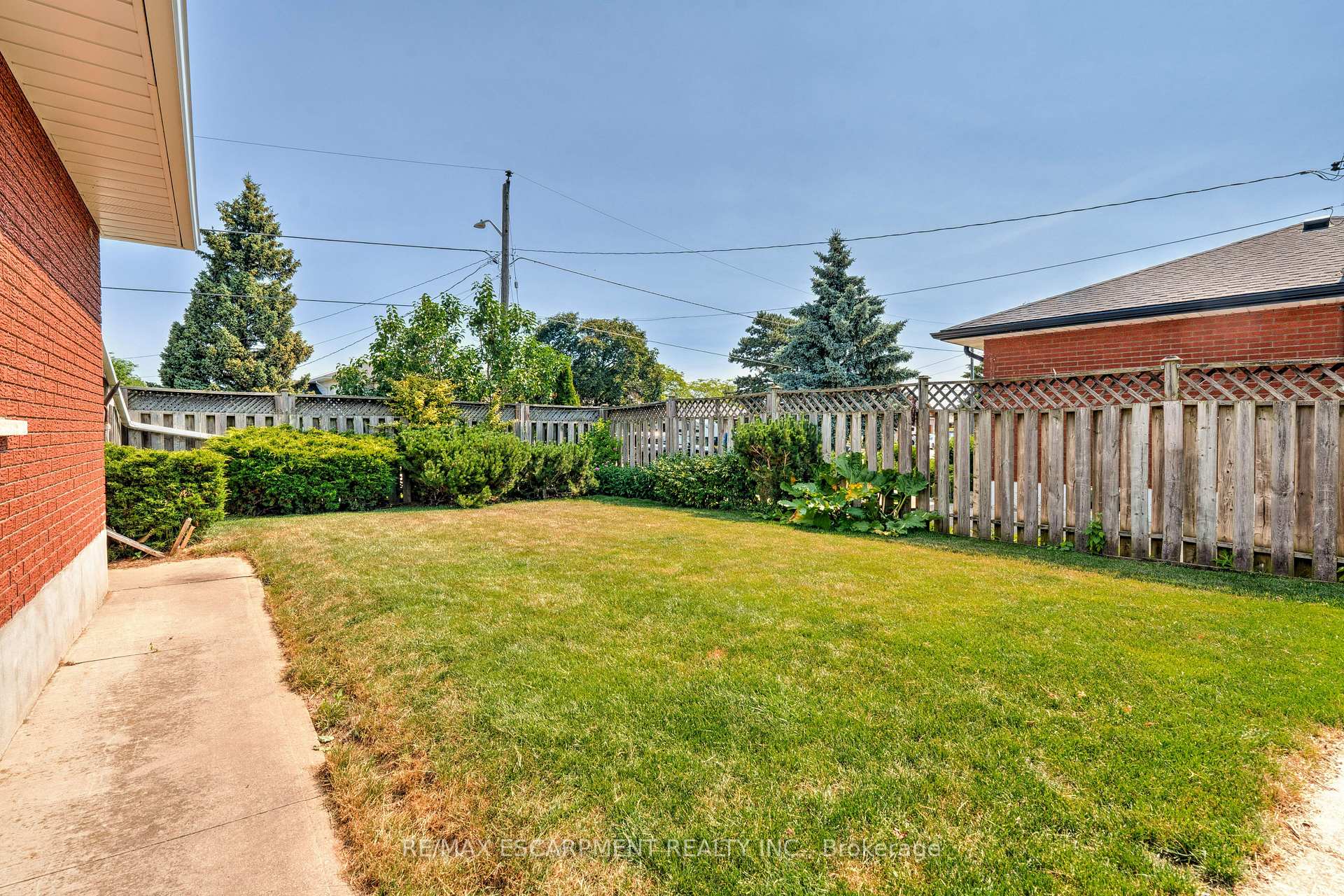 Photo 29 of 224 Glenholme Avenue, Hamilton, Winona — HOMEH
