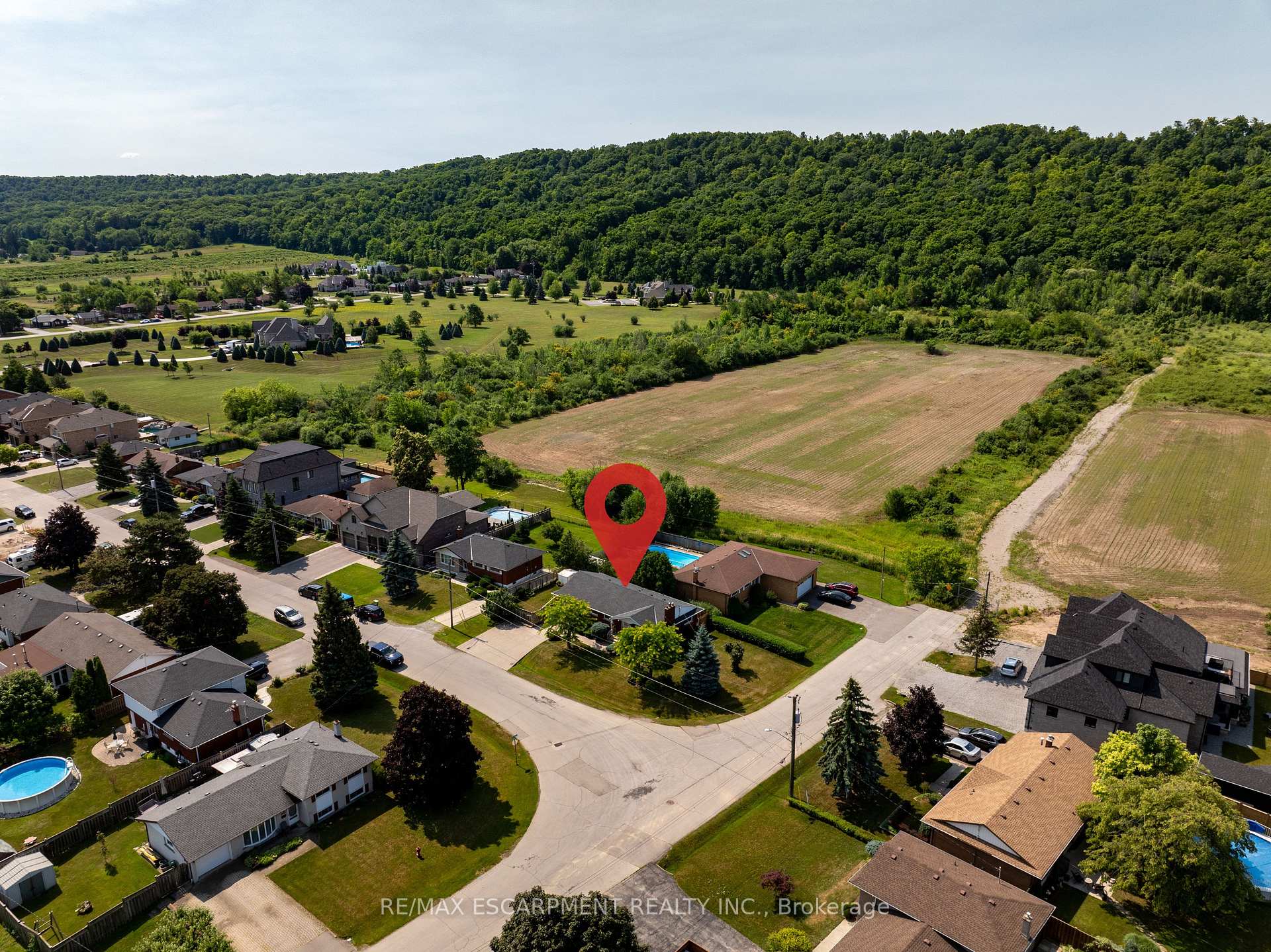 Photo 35 of 224 Glenholme Avenue, Hamilton, Winona — HOMEH