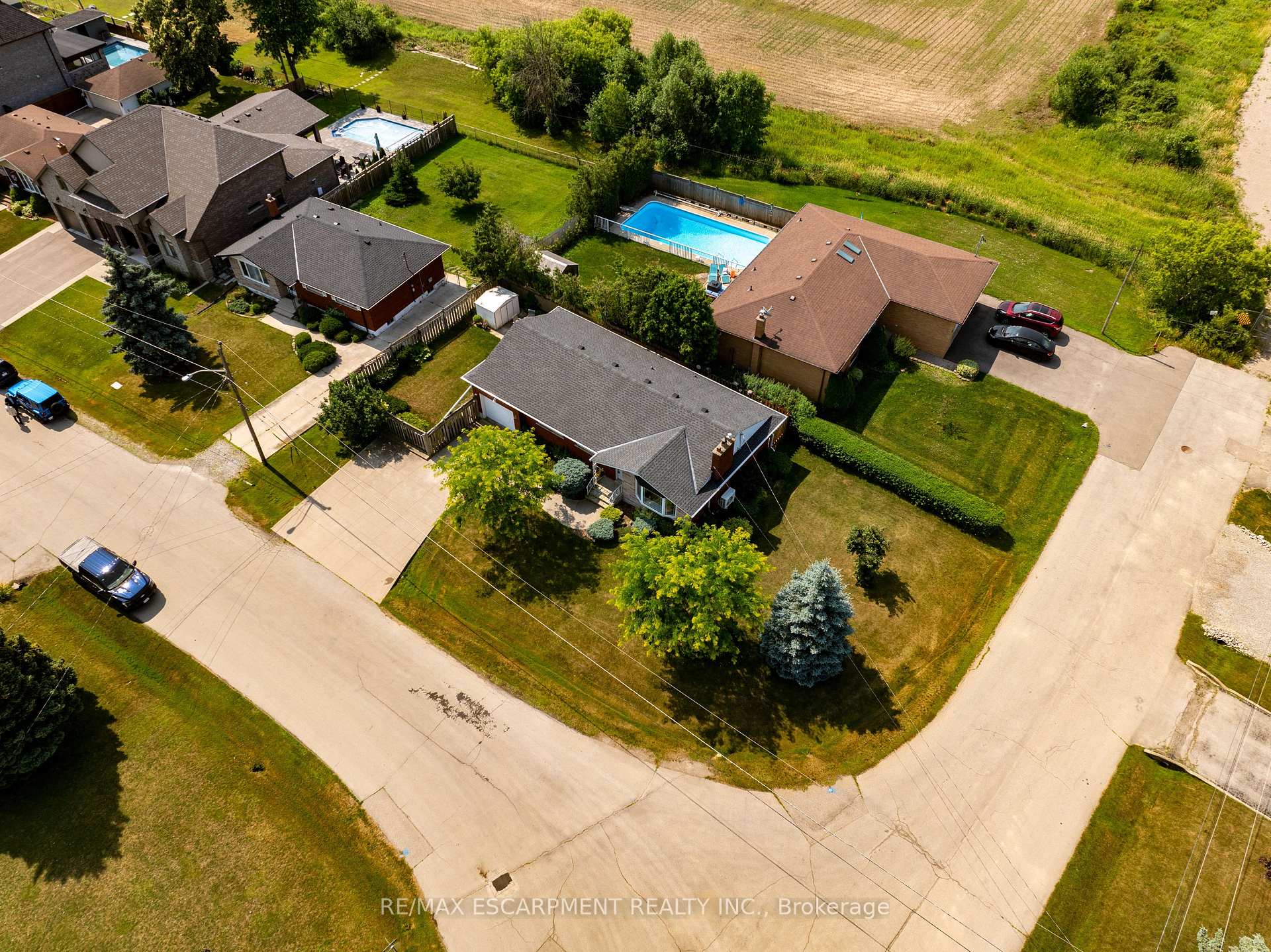 Photo 42 of 224 Glenholme Avenue, Hamilton, Winona — HOMEH